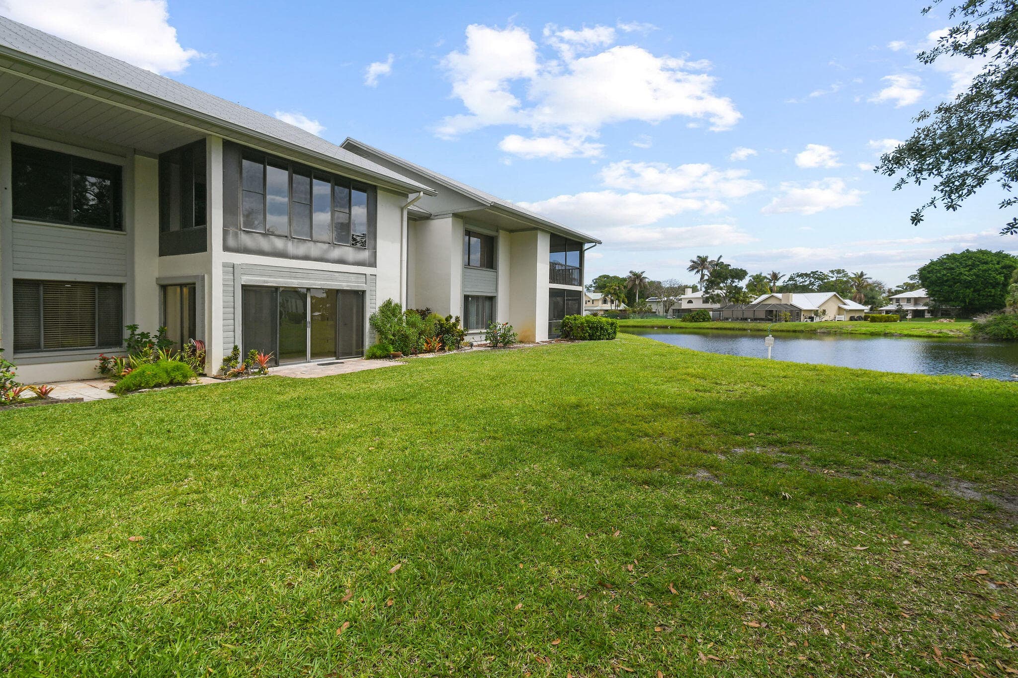 2233 NW 22nd Avenue 102, Stuart, FL 34994 — photo 49 of 55