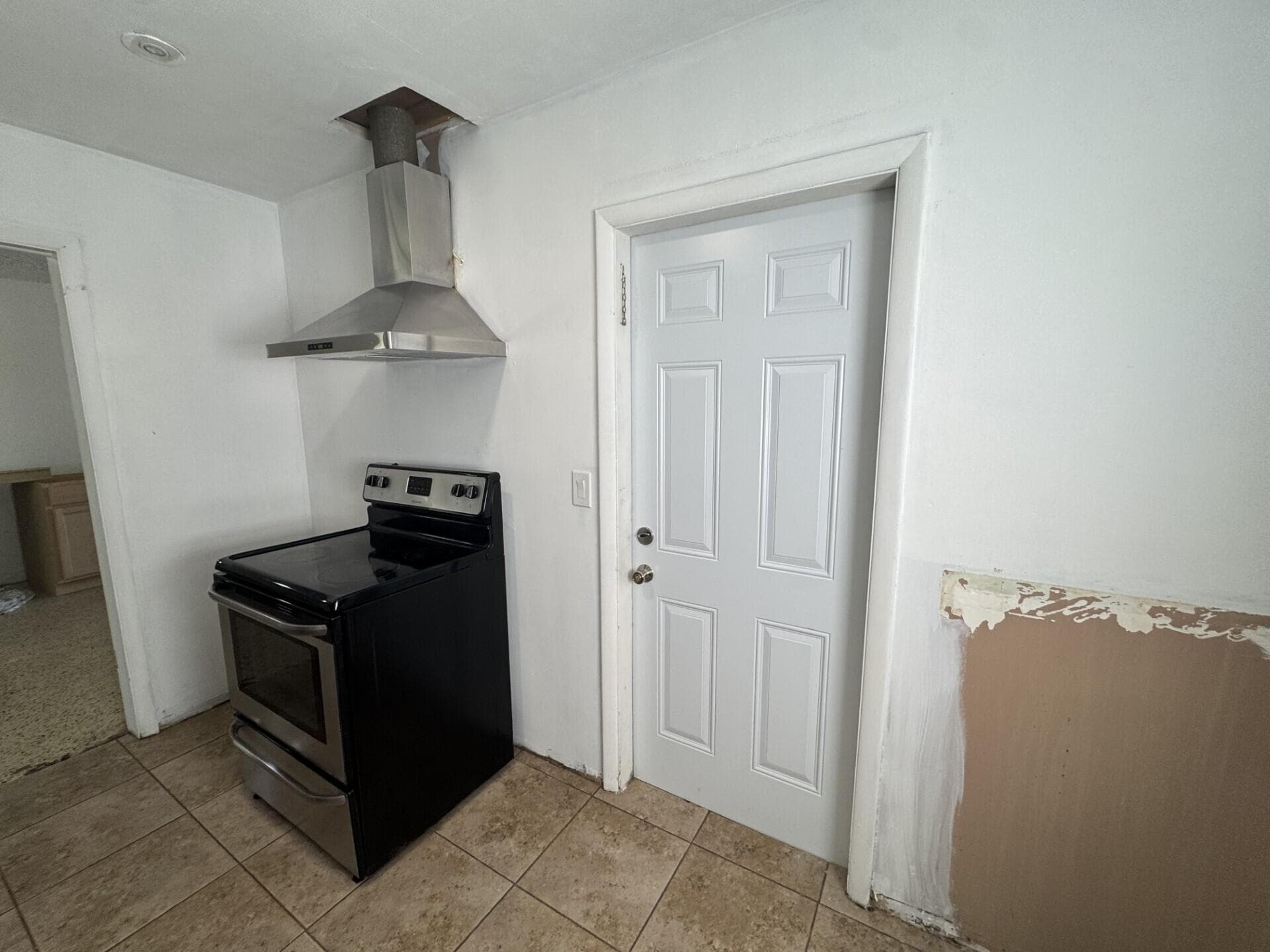 2110 Cortez Boulevard, Fort Pierce, FL 34982 — photo 8 of 30