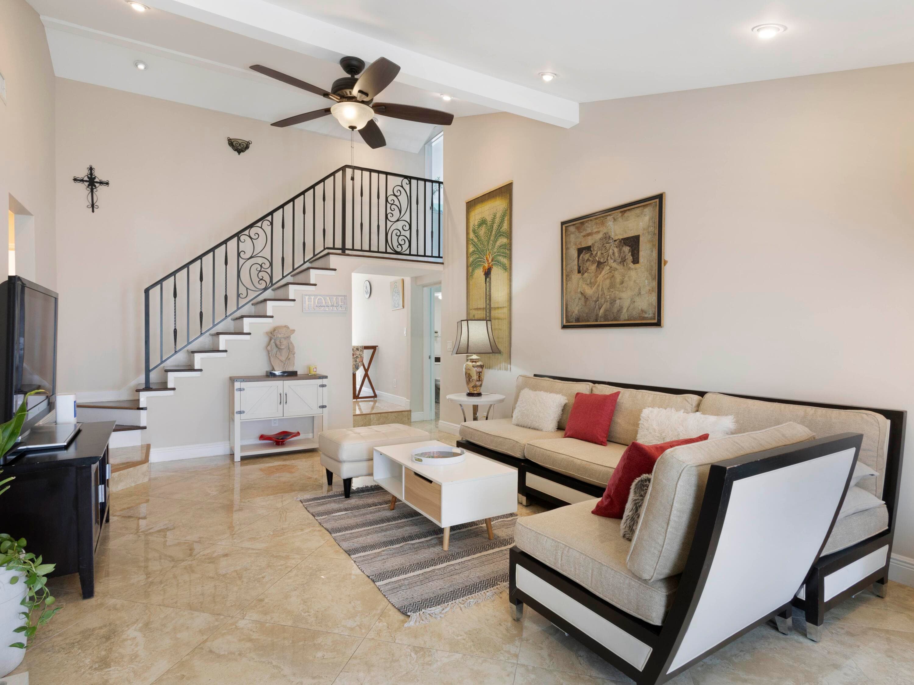 832 Green Street 1, West Palm Beach, FL 33405 — photo 2 of 33