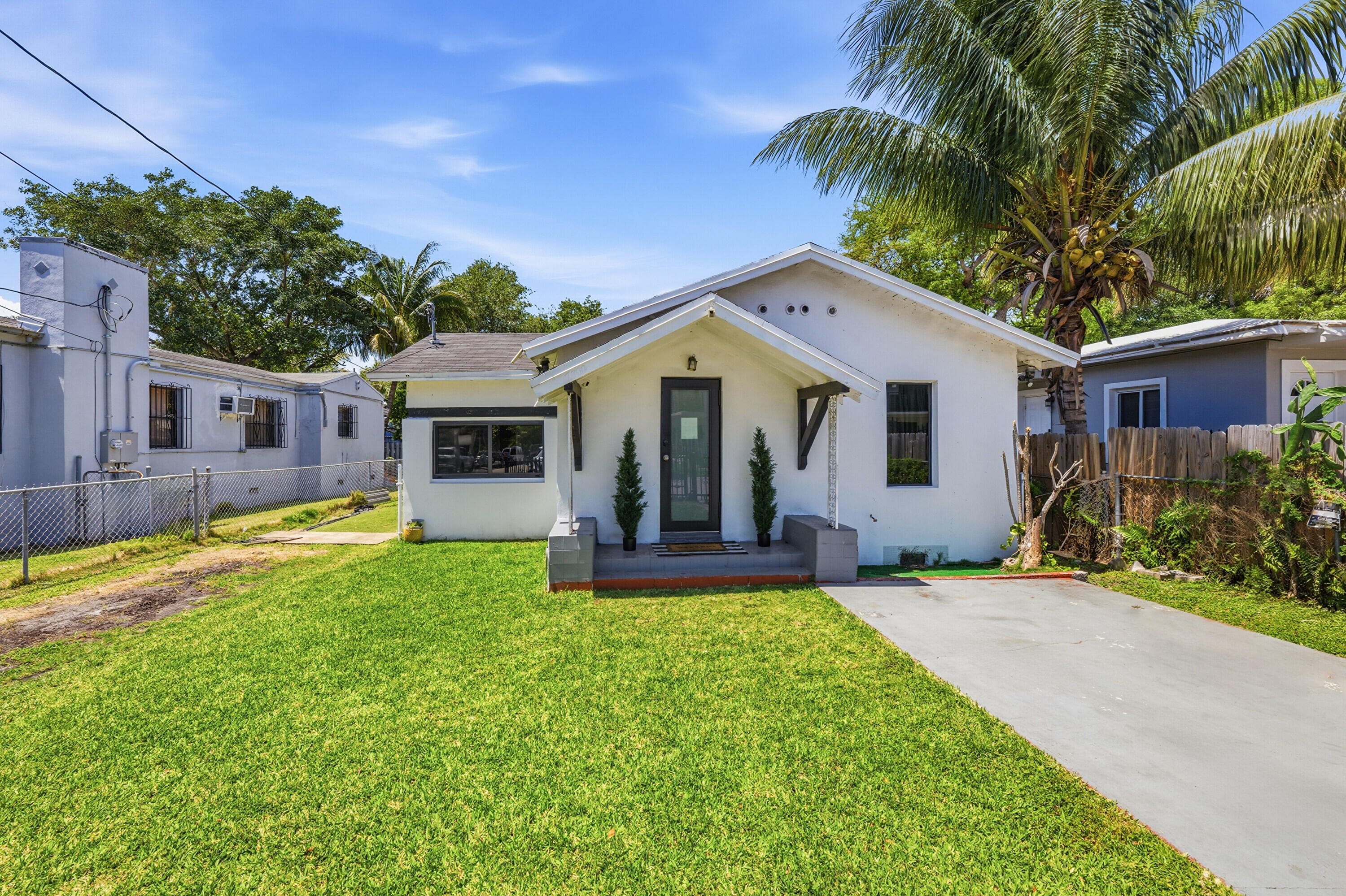 7700 NE 1st Court, Miami, FL 33138 — photo 3 of 34