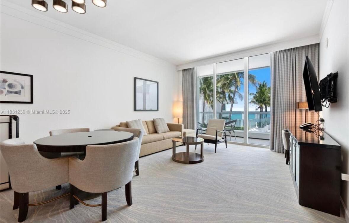 4391 Collins Avenue Unit 623, Miami Beach, FL 33140 — photo 3 of 24