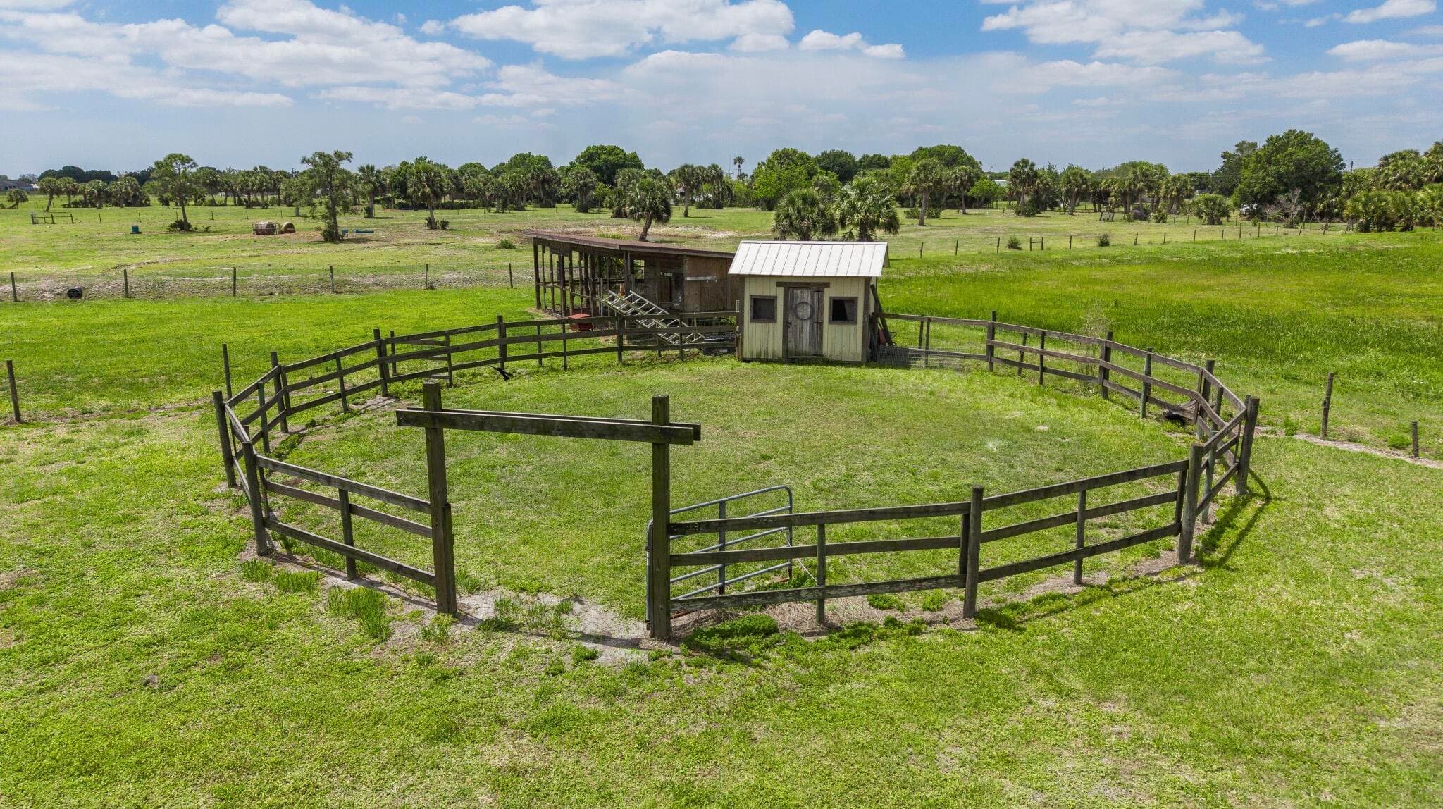 8164 Highway 70 W, Okeechobee, FL 34972 — photo 13 of 24