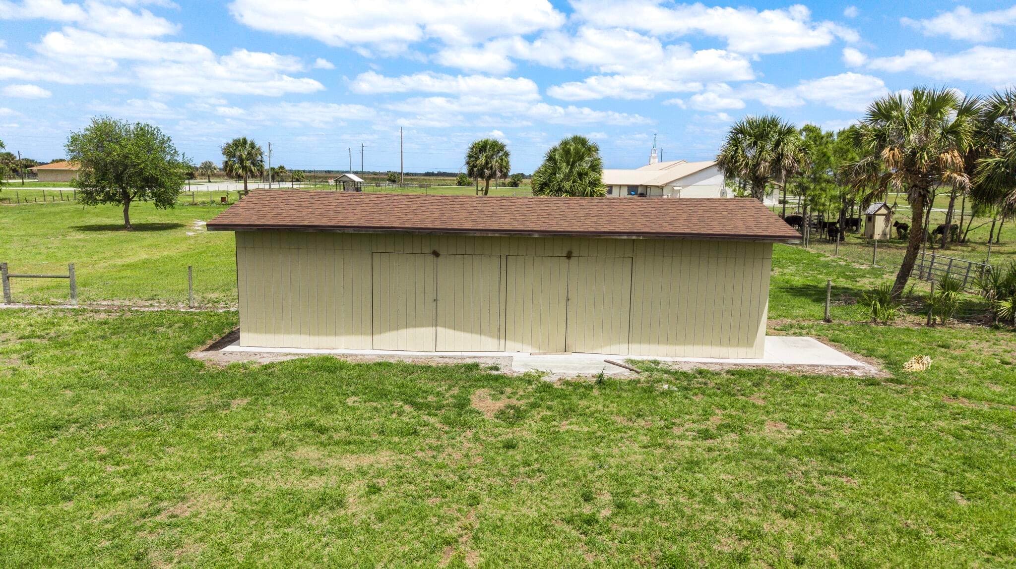 8164 Highway 70 W, Okeechobee, FL 34972 — photo 11 of 24