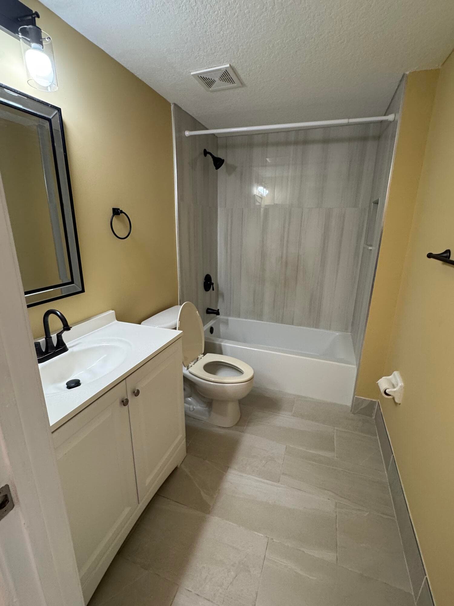 1133 Golden Lakes Boulevard 812, West Palm Beach, FL 33411 — photo 5 of 13