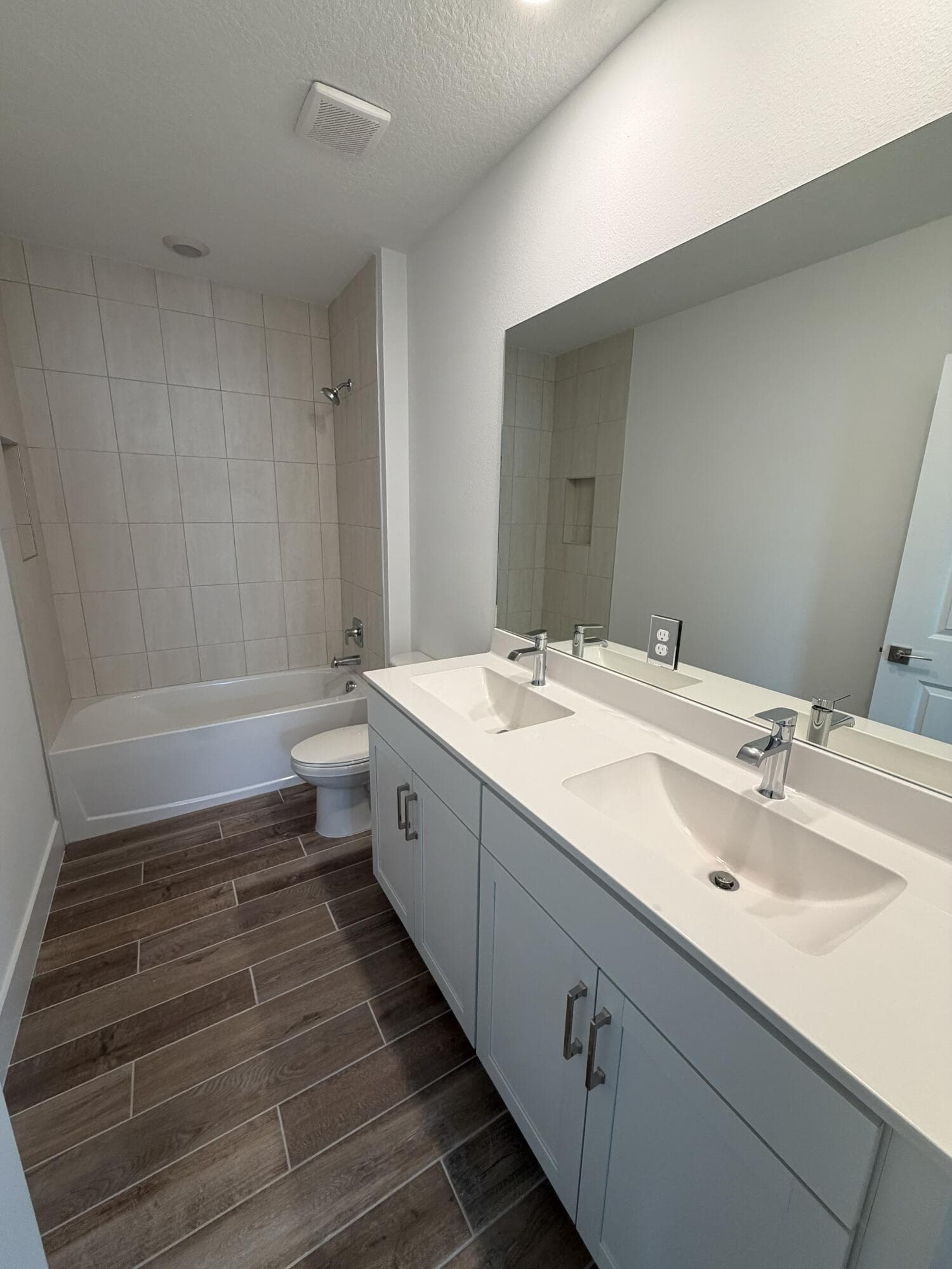 6781 SE Park Trace Drive, Stuart, FL 34997 — photo 2 of 19