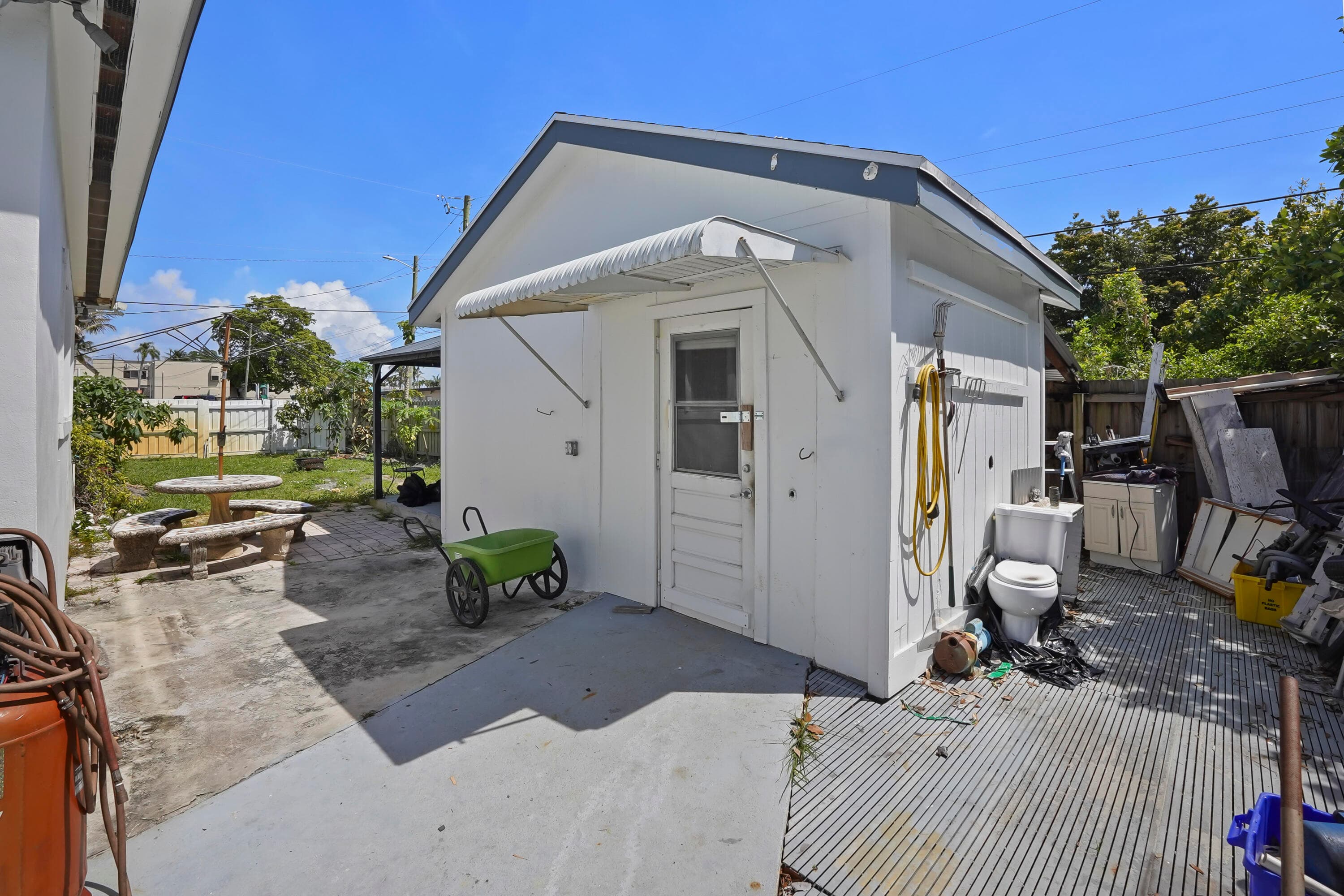 1737 N 14th Avenue N, Lake Worth Beach, FL 33460 — photo 17 of 24