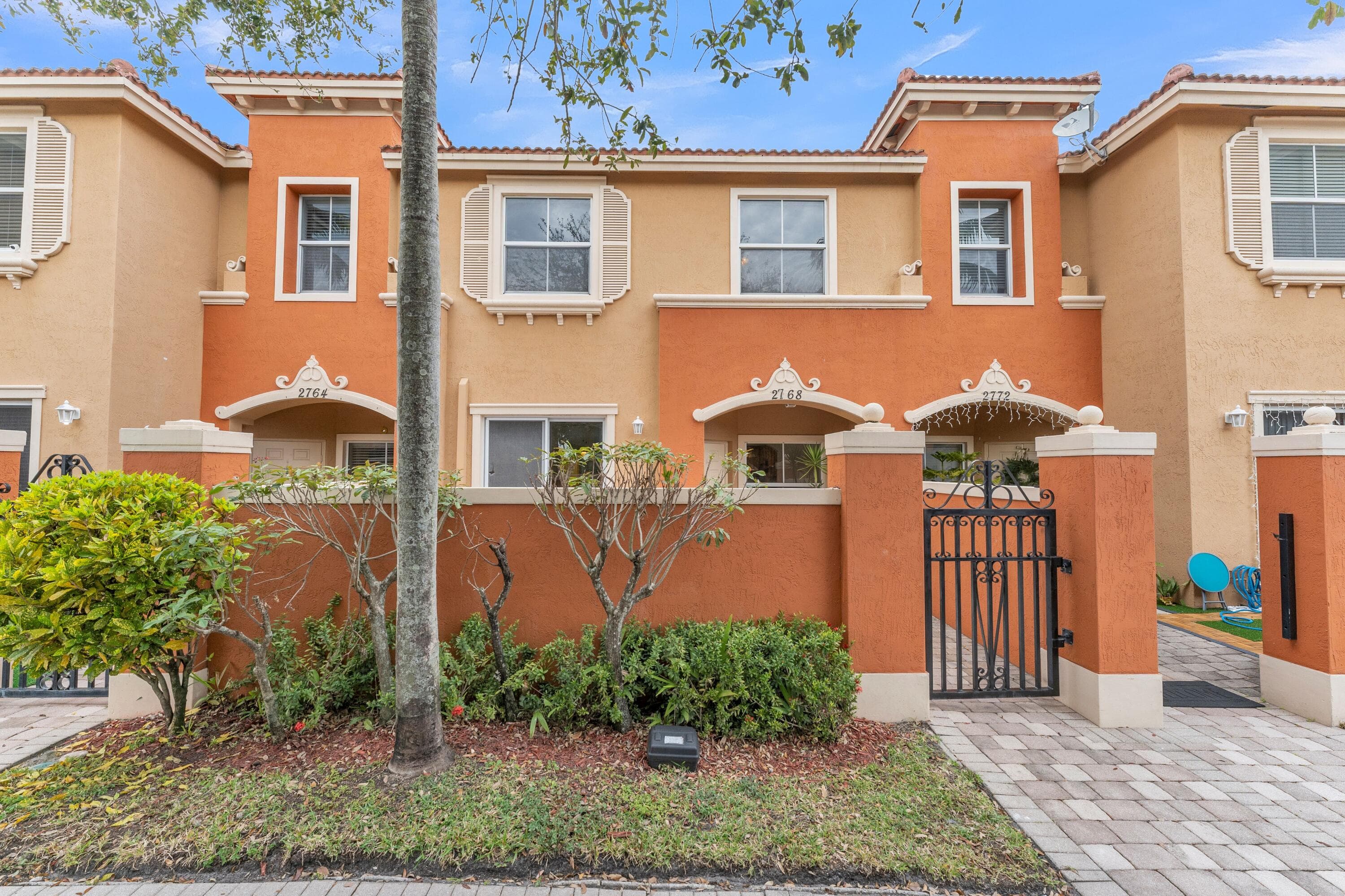 2768 SW 120th Terrace 1003, Miramar, FL 33025 — photo 1 of 25