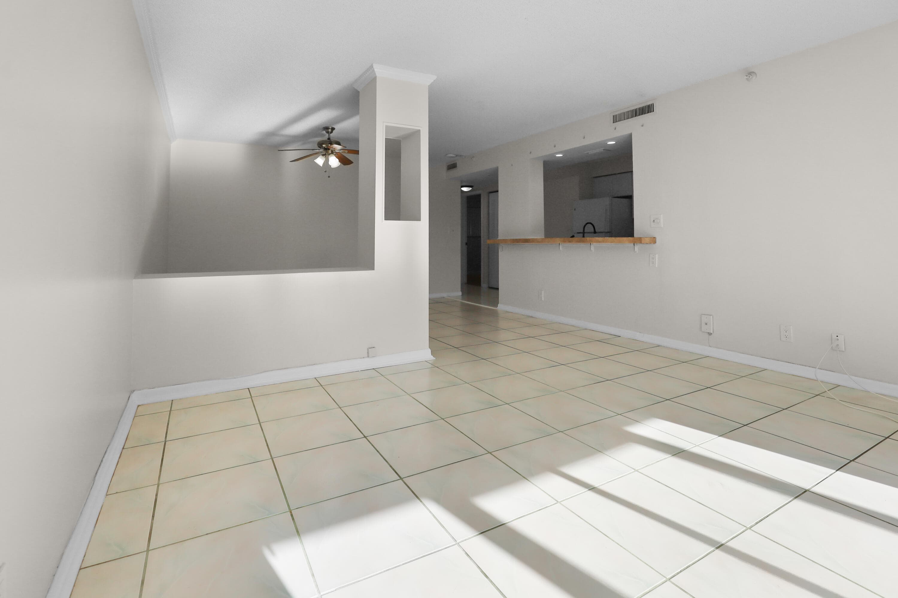 2112 S Cypress Bend Drive 404, Pompano Beach, FL 33069 — photo 22 of 24