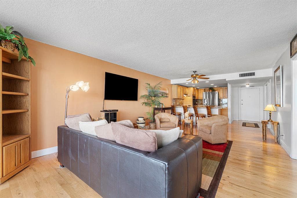 800 SE 20th Avenue 407, Deerfield Beach, FL 33441 — photo 12 of 31
