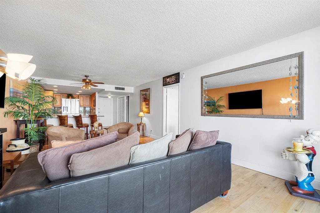 800 SE 20th Avenue 407, Deerfield Beach, FL 33441 — photo 13 of 31