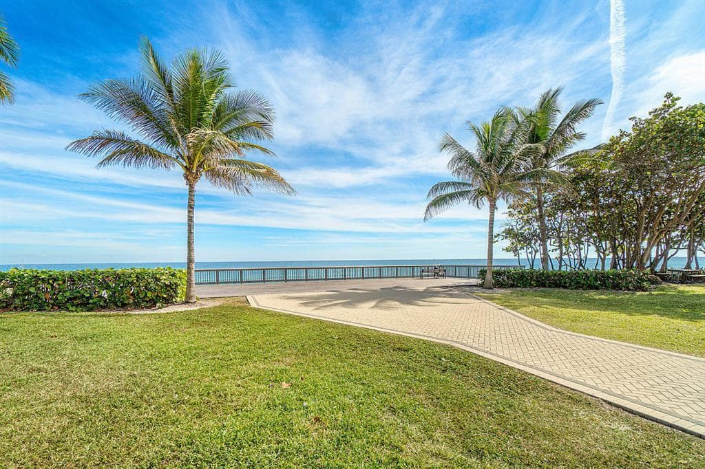 800 SE 20th Avenue 407, Deerfield Beach, FL 33441 — photo 26 of 31