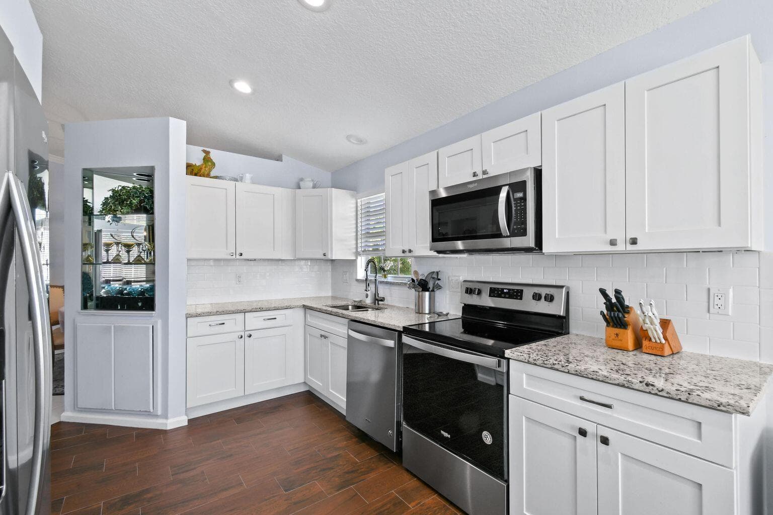 252 Legendary Circle, Palm Beach Gardens, FL 33418 — photo 1 of 25