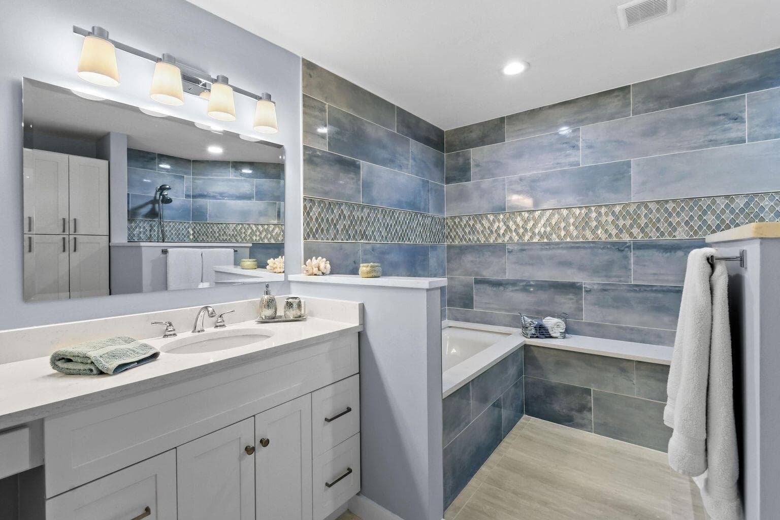 252 Legendary Circle, Palm Beach Gardens, FL 33418 — photo 12 of 25