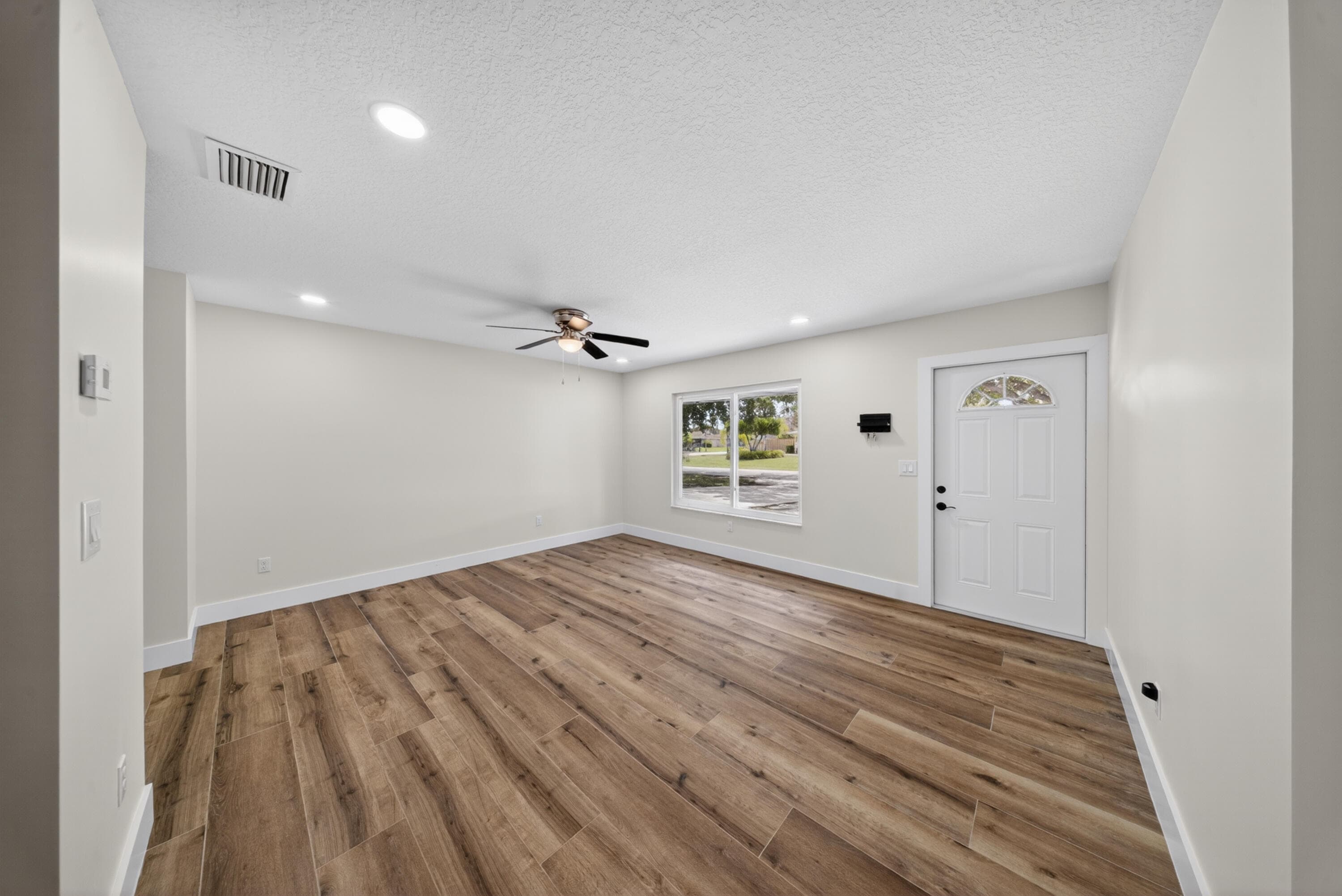 1451 SE Grapeland Avenue, Port St. Lucie, FL 34952 — photo 8 of 38