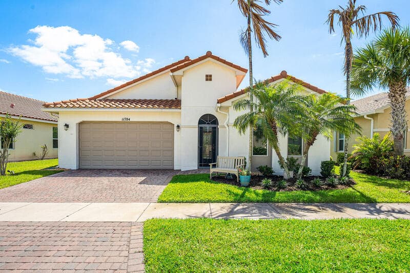 11784 SW Mountain Ash Circle SW, Port St. Lucie, FL 34987 — photo 2 of 52