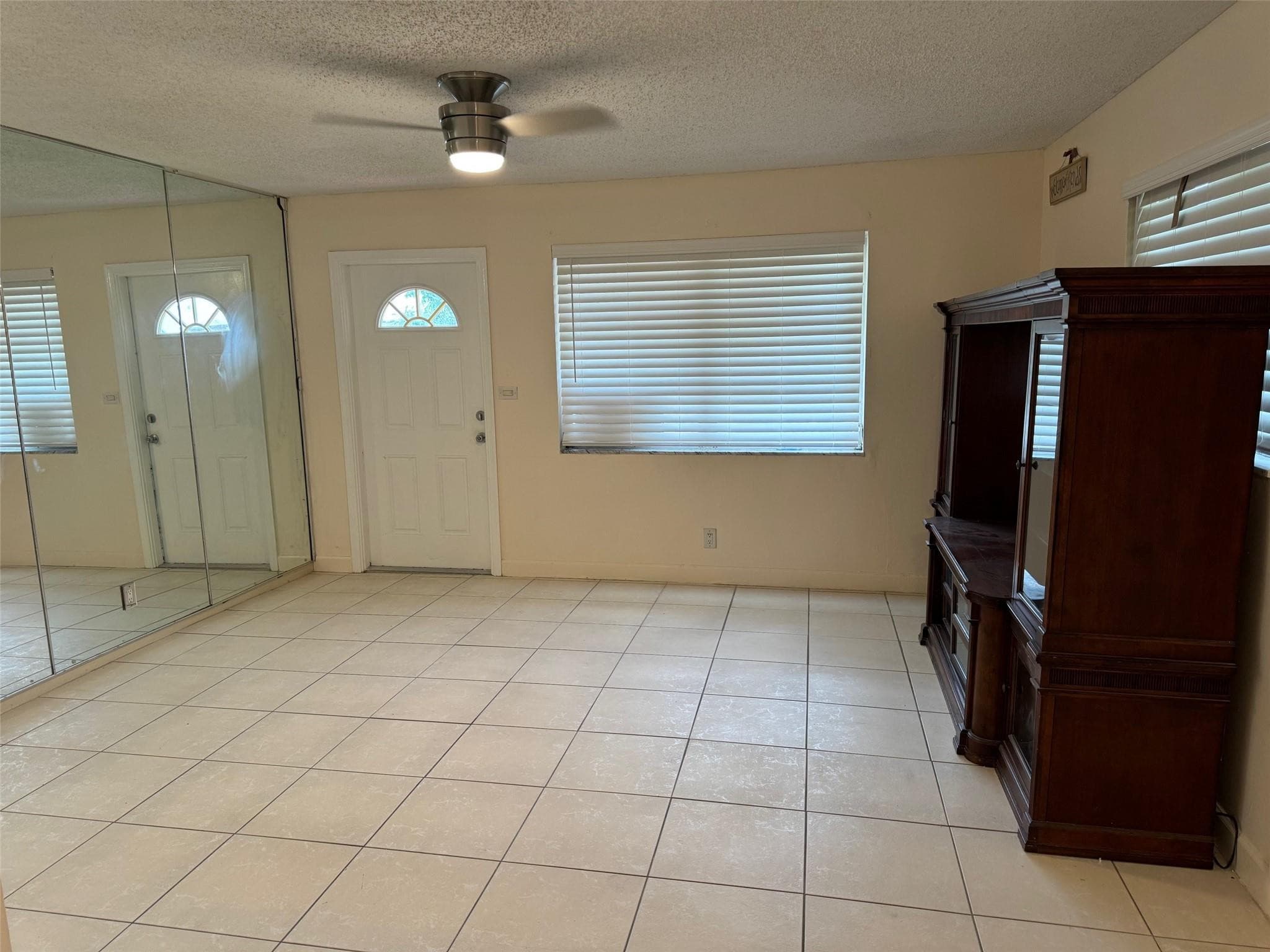 4564 NW 16th Avenue, Tamarac, FL 33309 — photo 3 of 5