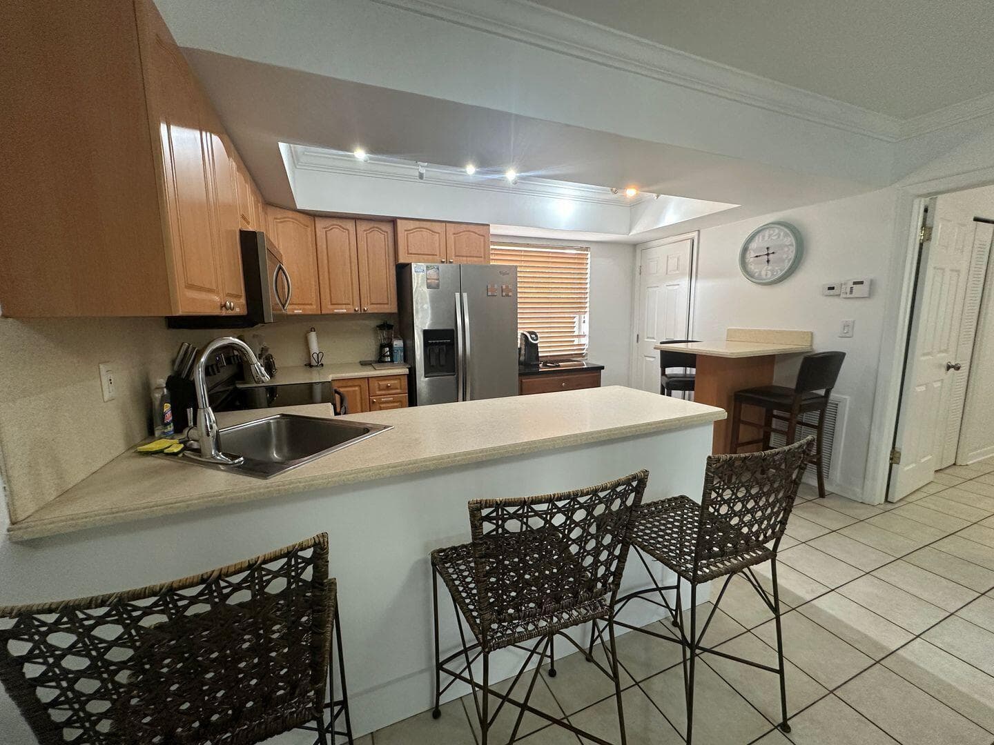 740 NE 37th Street Unit B, Oakland Park, FL 33334 — photo 17 of 27