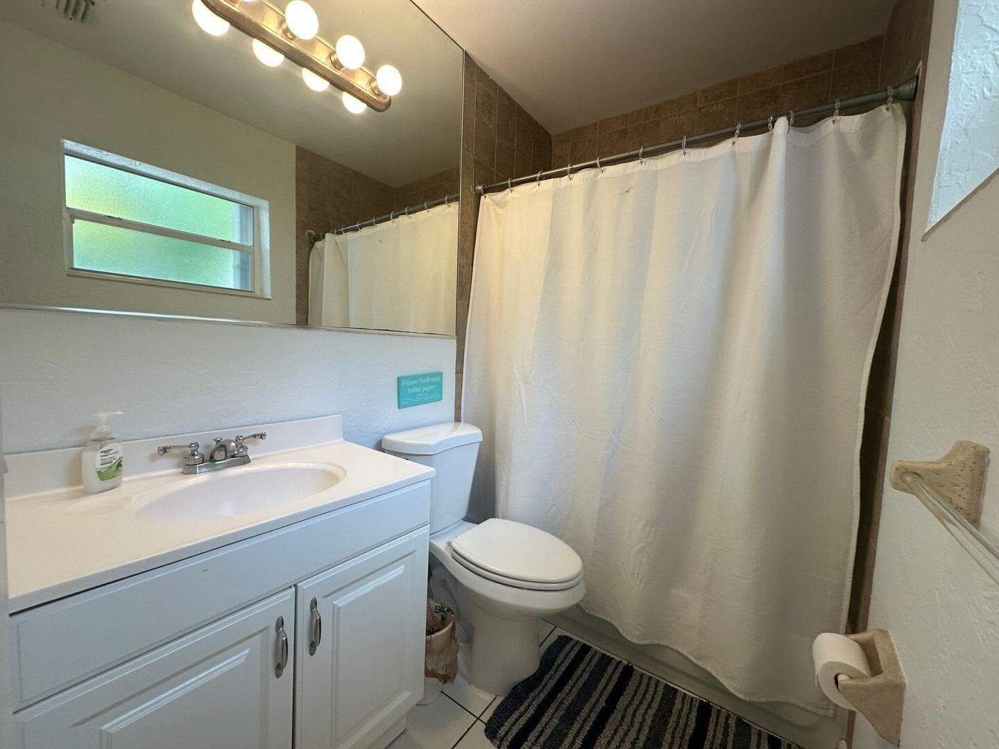 740 NE 37th Street Unit B, Oakland Park, FL 33334 — photo 19 of 27