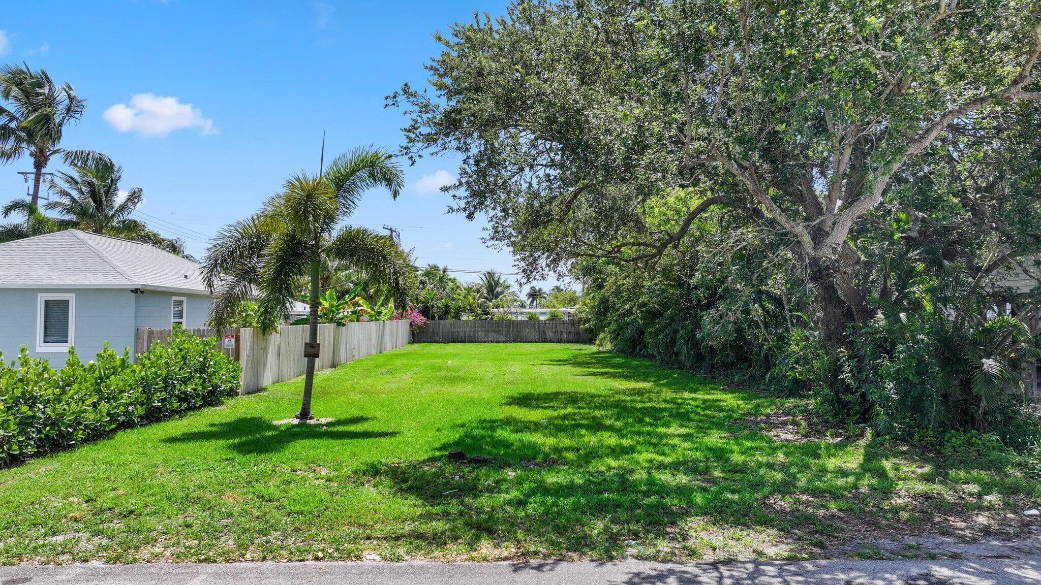 614 N 5th Street, Lantana, FL 33462 — photo 3 of 13