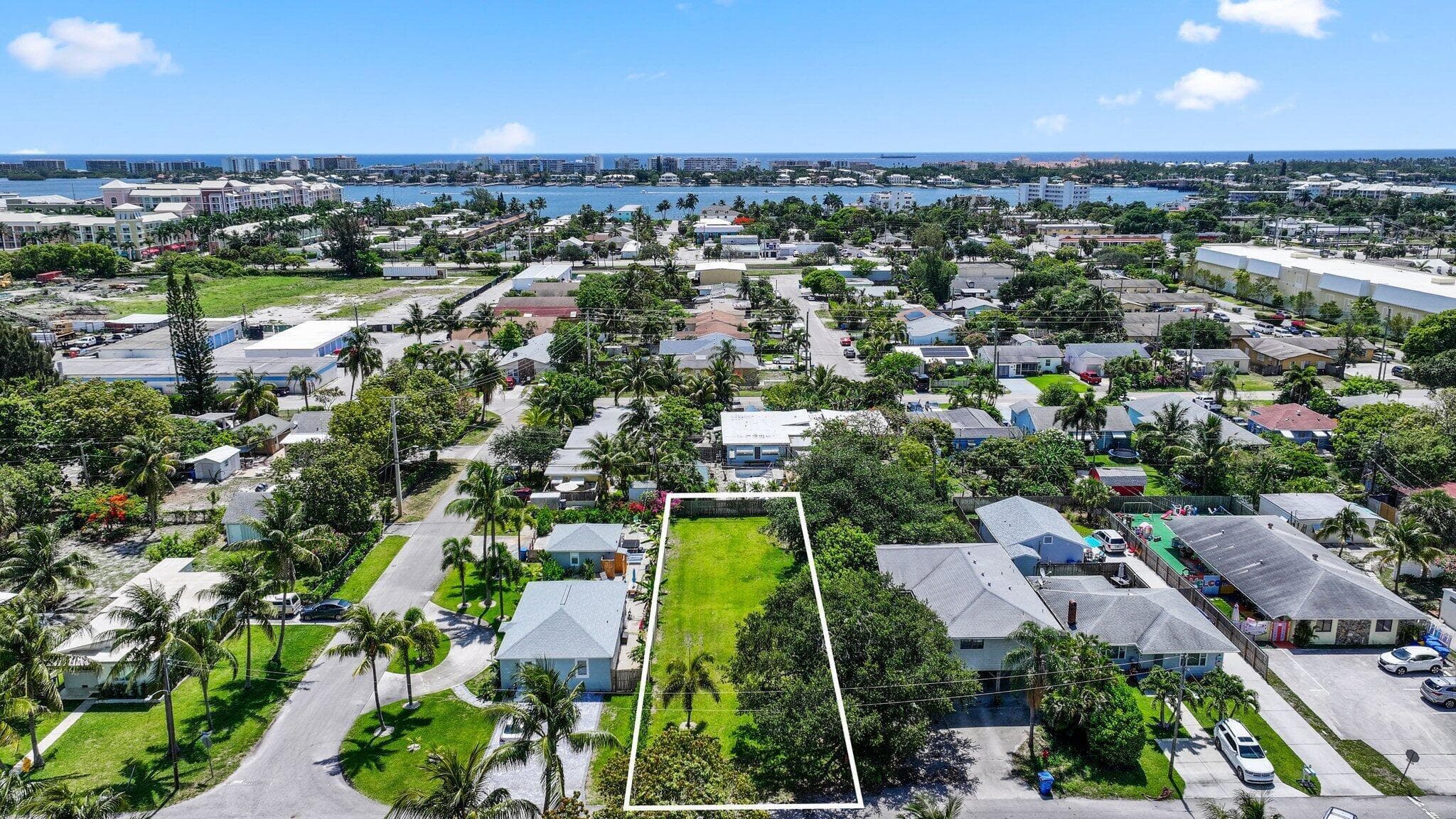 614 N 5th Street, Lantana, FL 33462 — photo 7 of 13