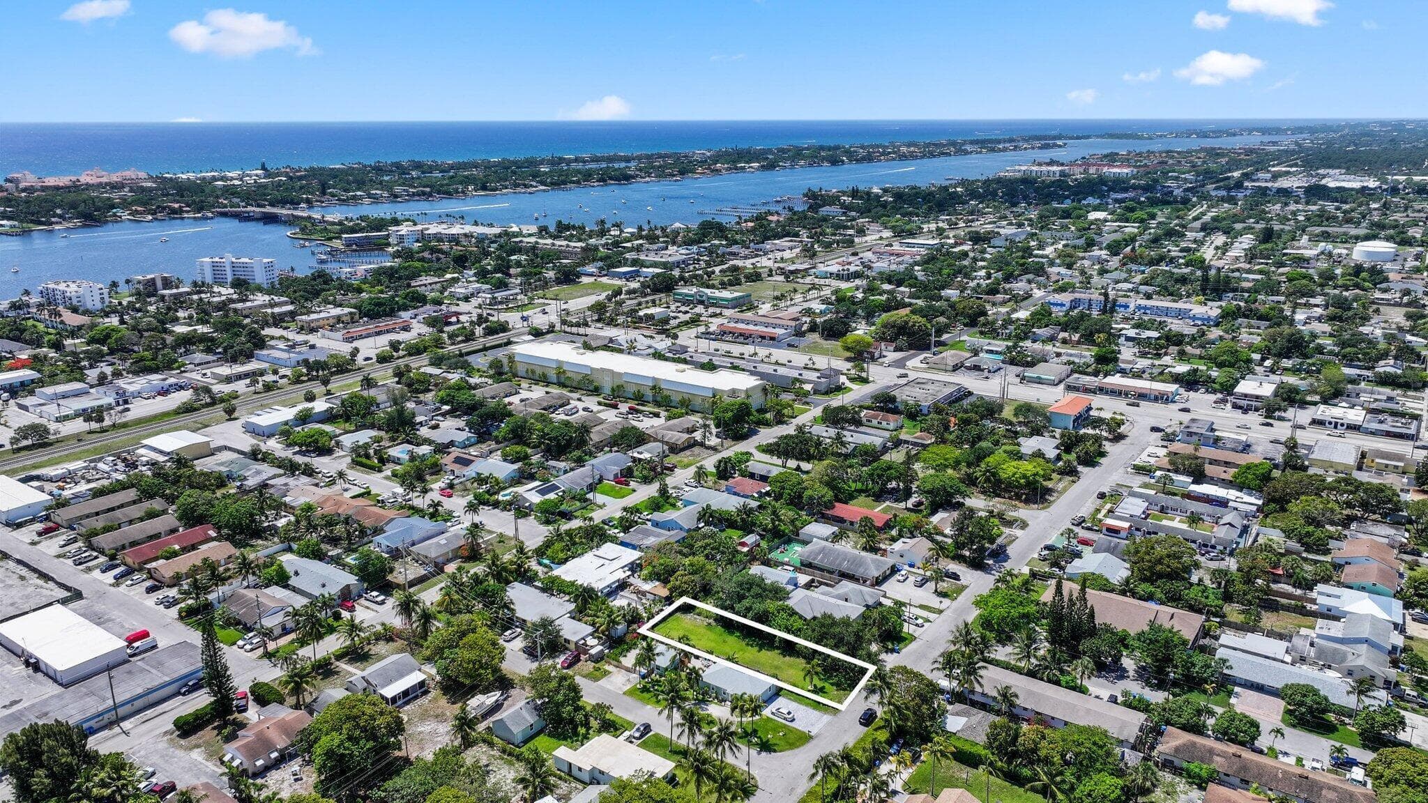 614 N 5th Street, Lantana, FL 33462 — photo 9 of 13