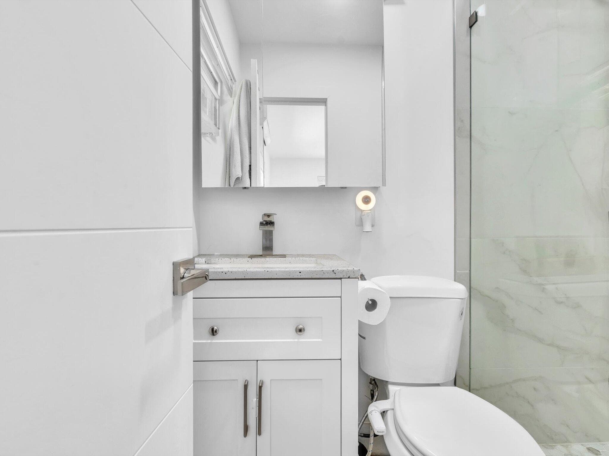2003 N 42nd Avenue, Hollywood, FL 33021 — photo 19 of 49