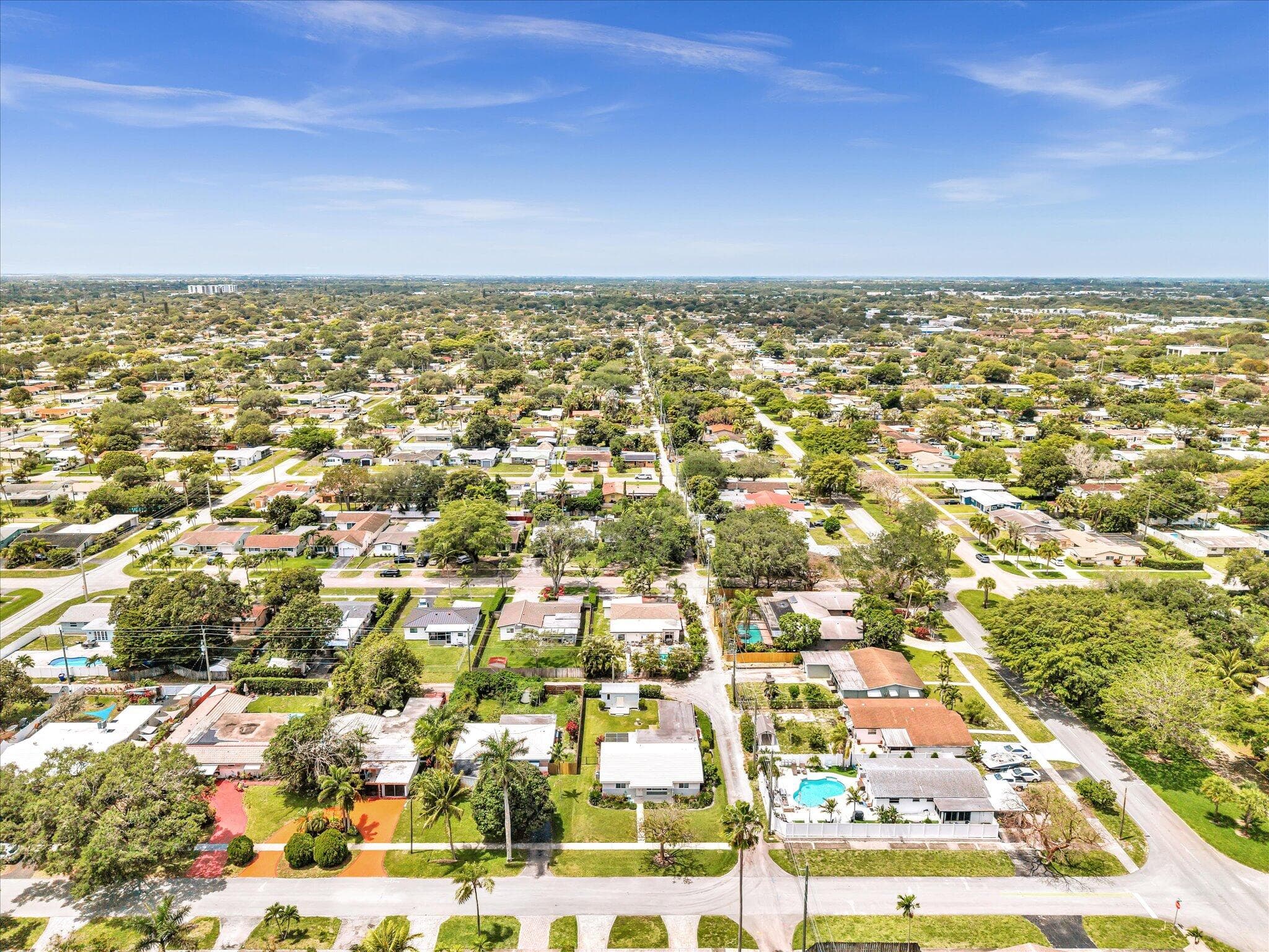 2003 N 42nd Avenue, Hollywood, FL 33021 — photo 41 of 49