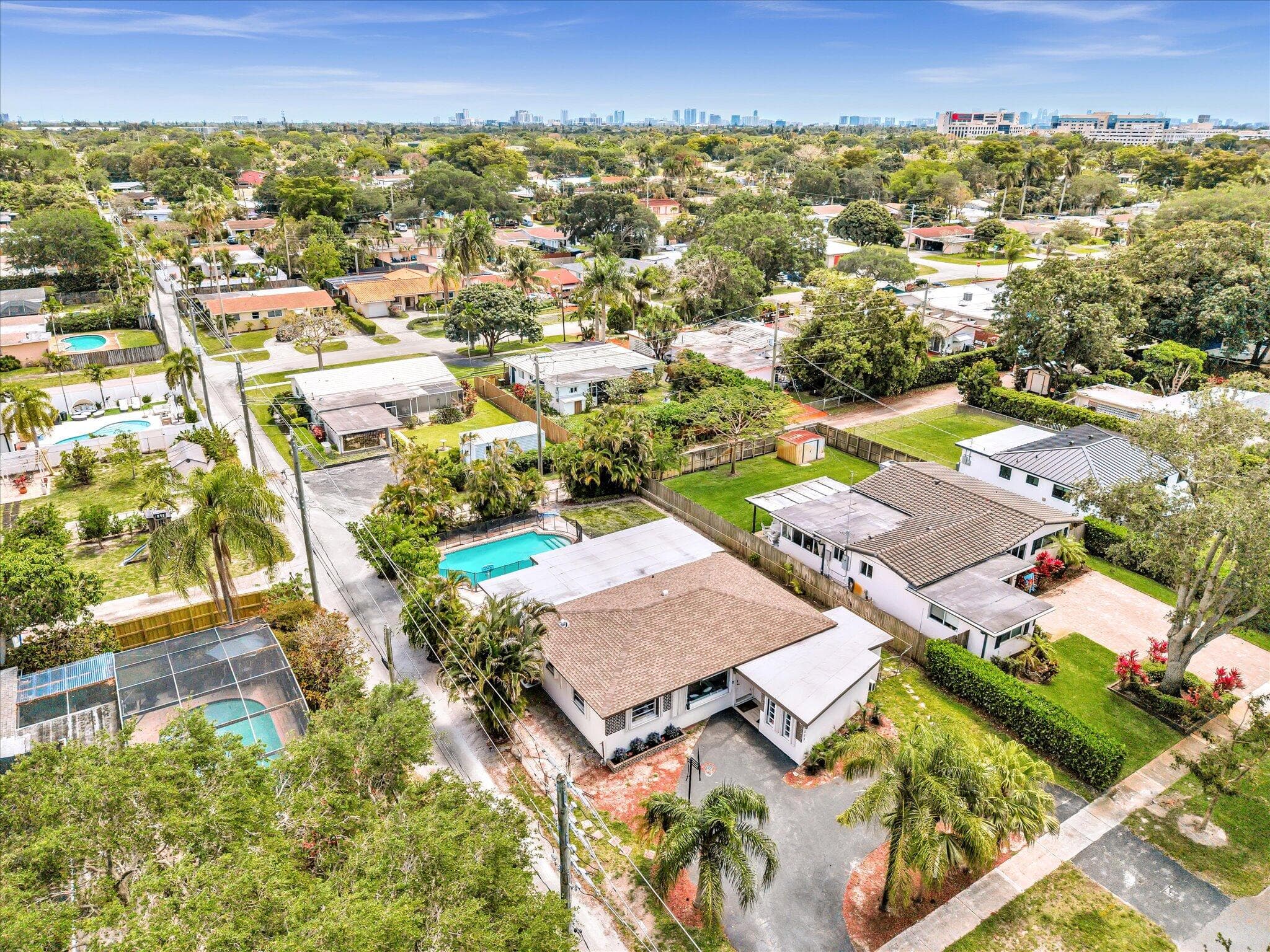 2003 N 42nd Avenue, Hollywood, FL 33021 — photo 48 of 49