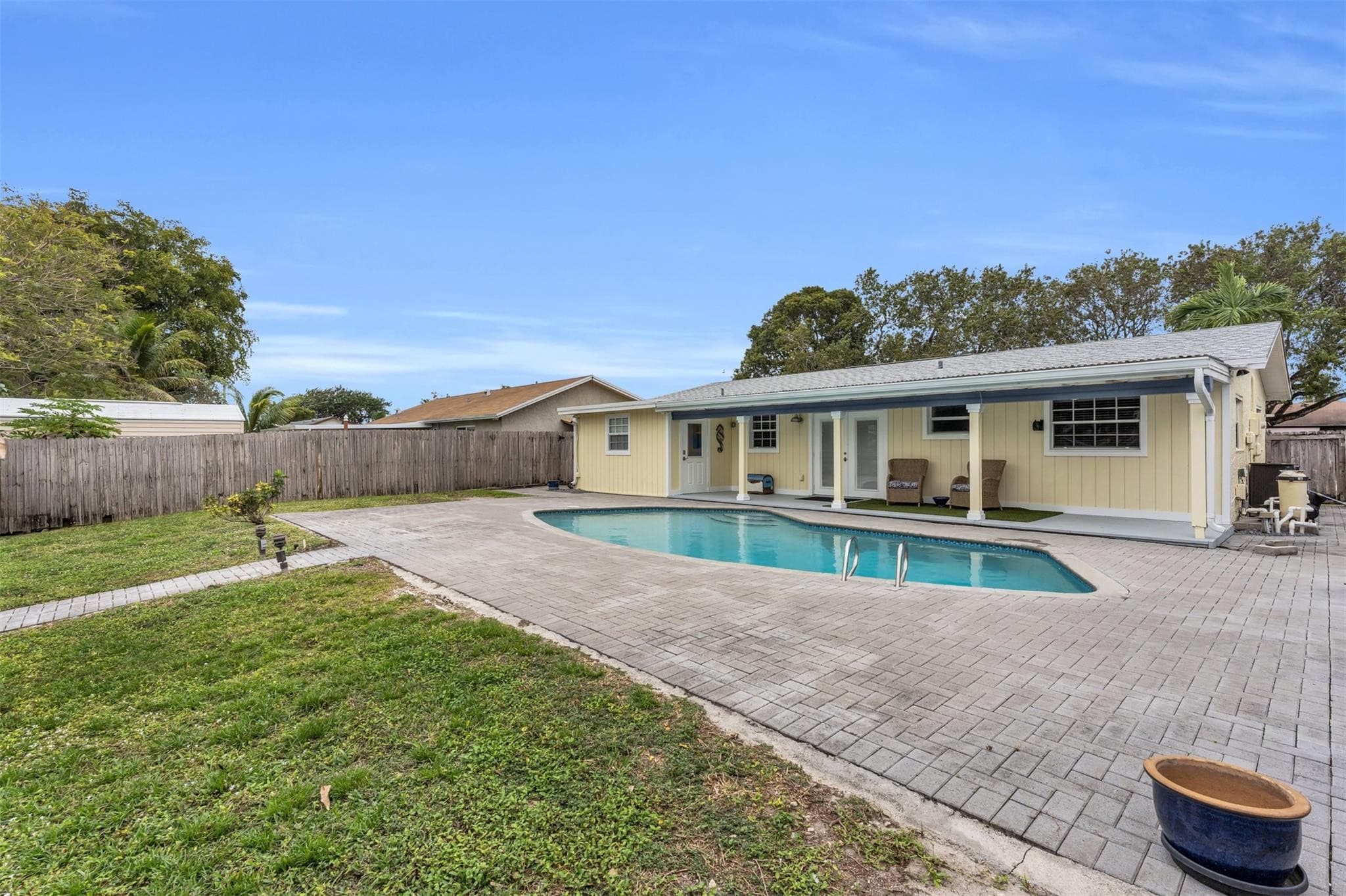 9860 NW 3rd Street, Pembroke Pines, FL 33024 — photo 24 of 25
