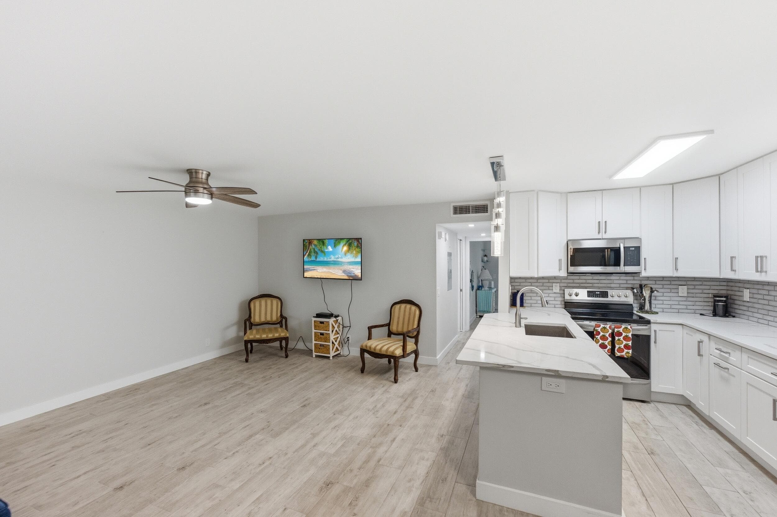 634 Normandy N, Delray Beach, FL 33484 — photo 9 of 45