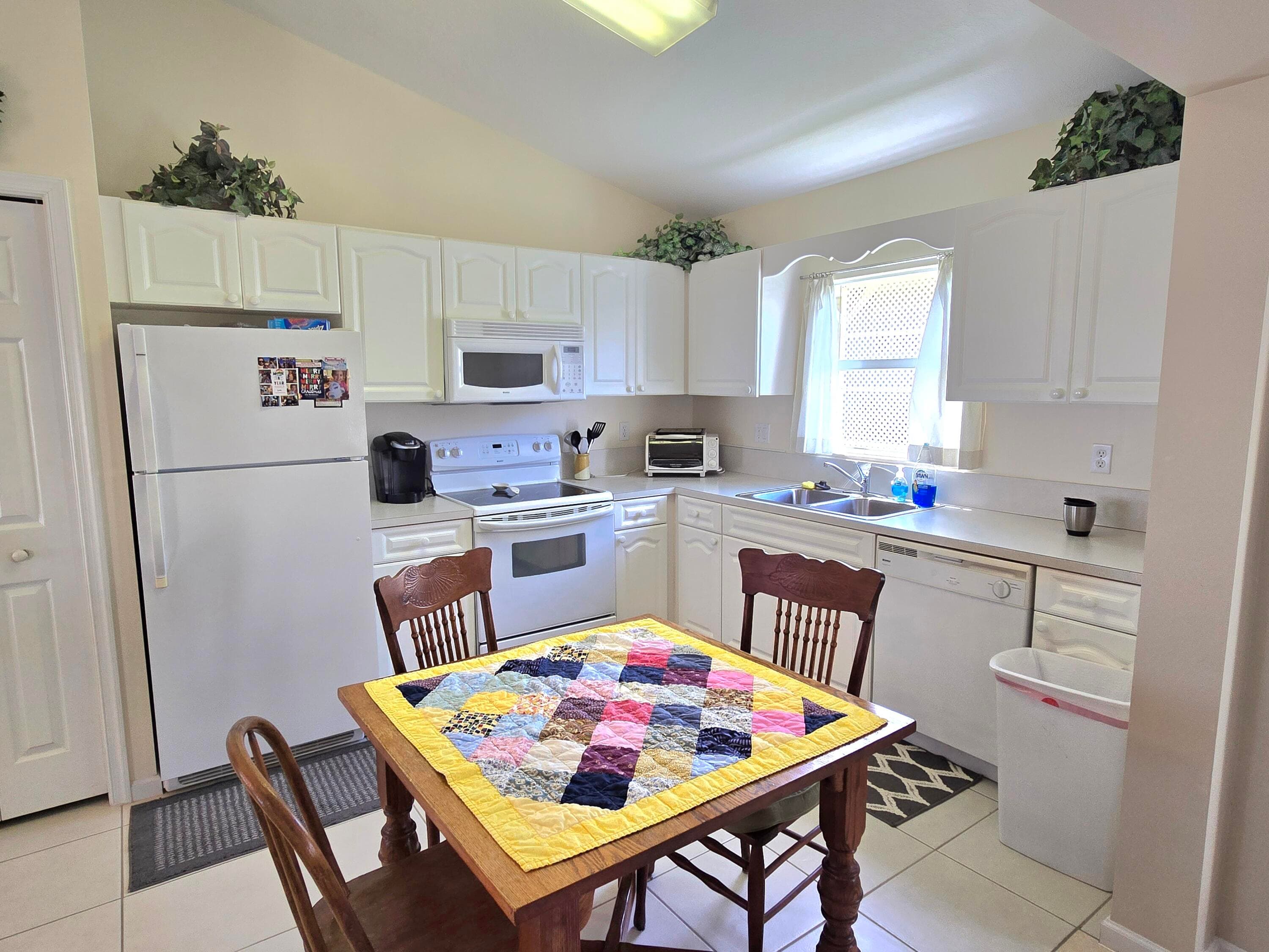 4311 SW 9th Way, Okeechobee, FL 34974 — photo 8 of 49
