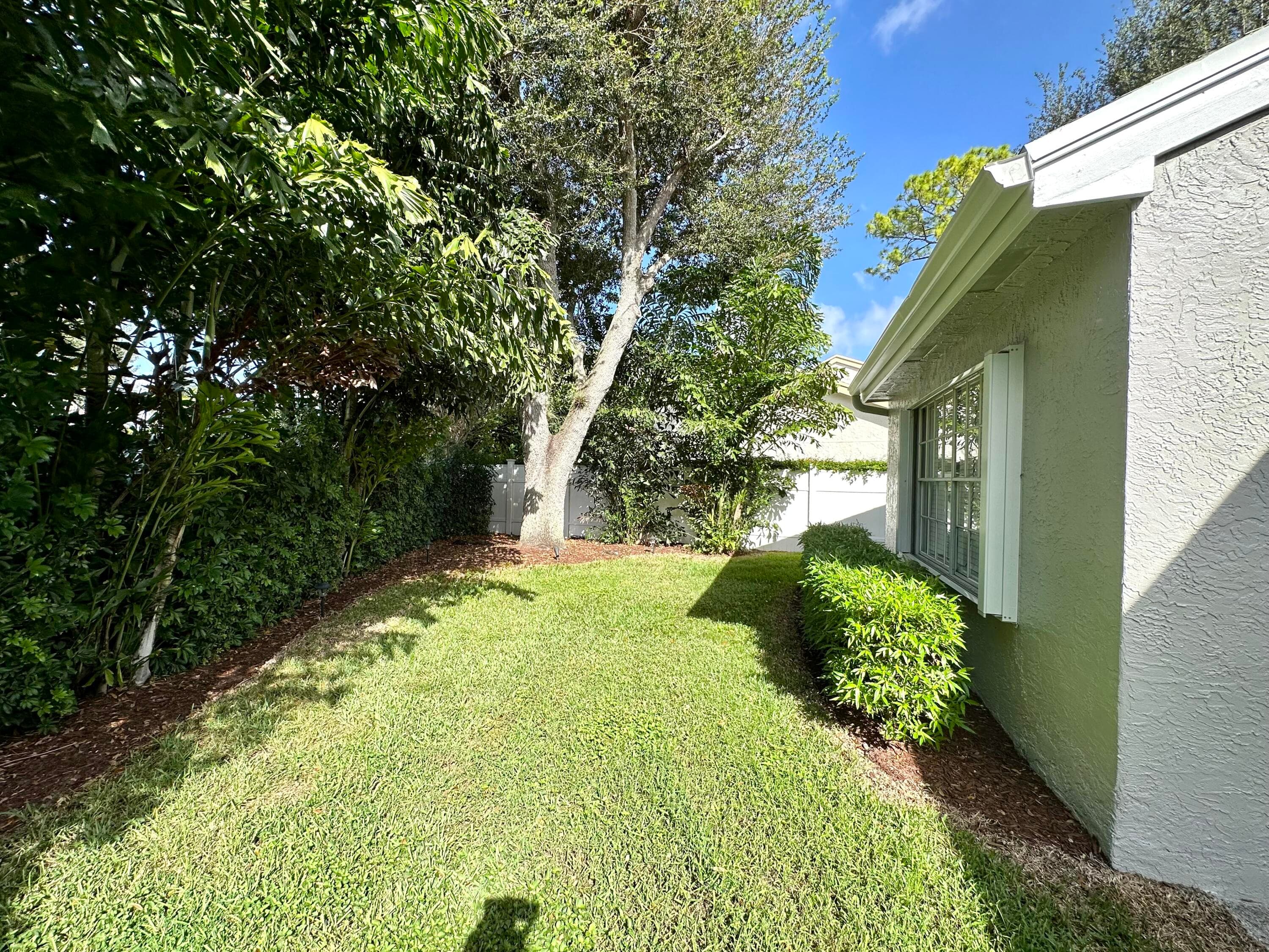 1000 Lake Breeze Drive, Wellington, FL 33414 — photo 23 of 25