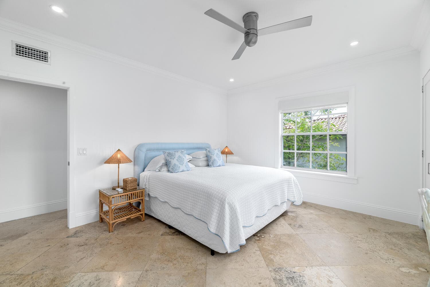 350 Cocoanut Row 3a, Palm Beach, FL 33480 — photo 24 of 38