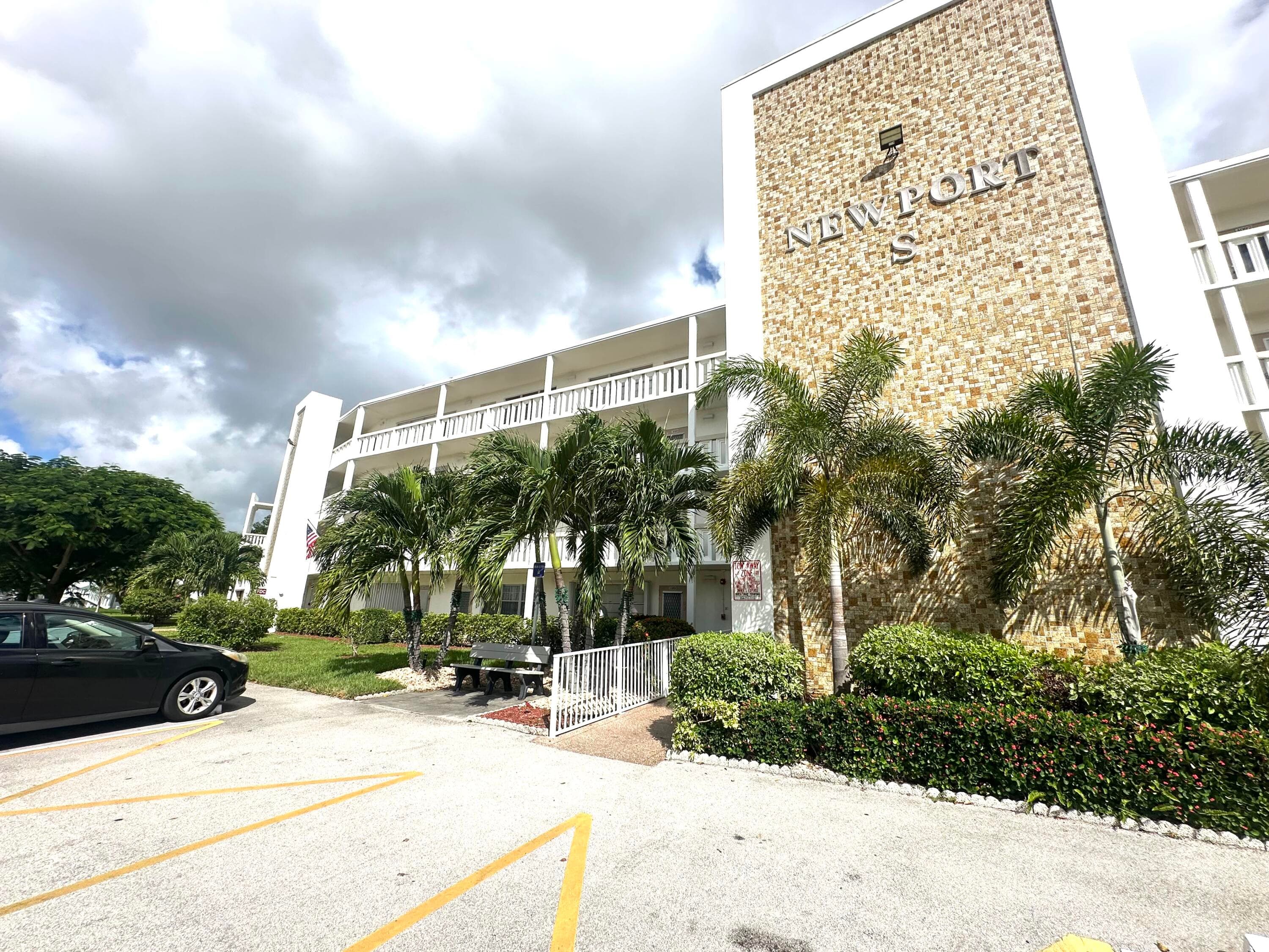 1092 Newport S 1092, Deerfield Beach, FL 33442 — photo 27 of 62
