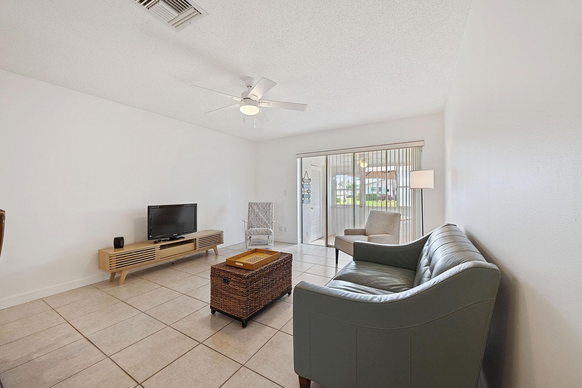 2691 Dudley Dr Drive E D, West Palm Beach, FL 33415 — photo 14 of 21
