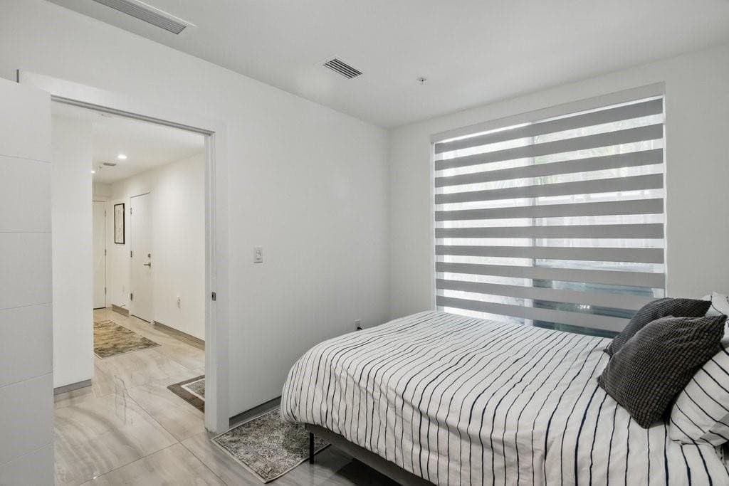 700 NE 14th Avenue 208, Fort Lauderdale, FL 33304 — photo 44 of 62