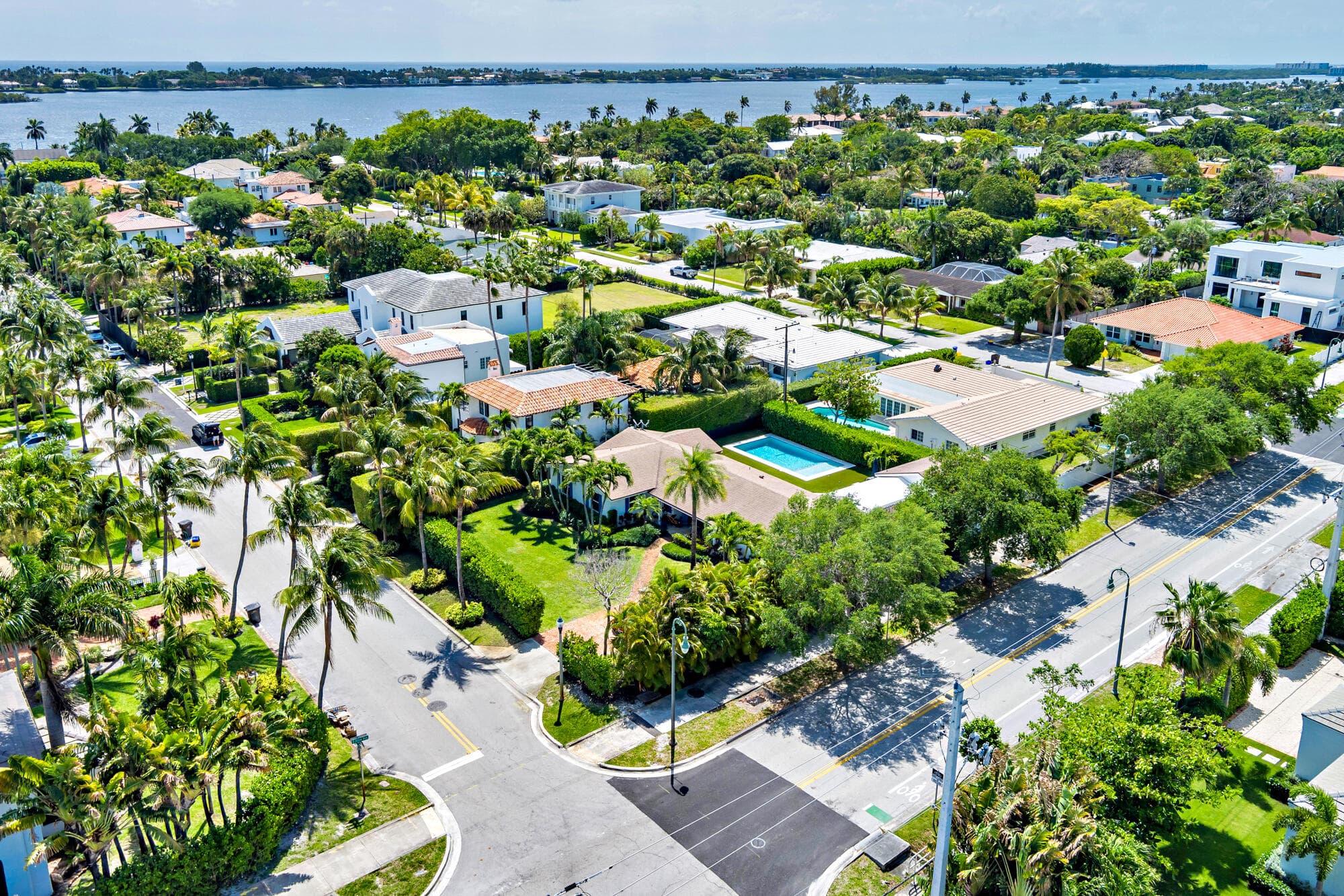 260 E Lakewood Road, West Palm Beach, FL 33405 — photo 15 of 15