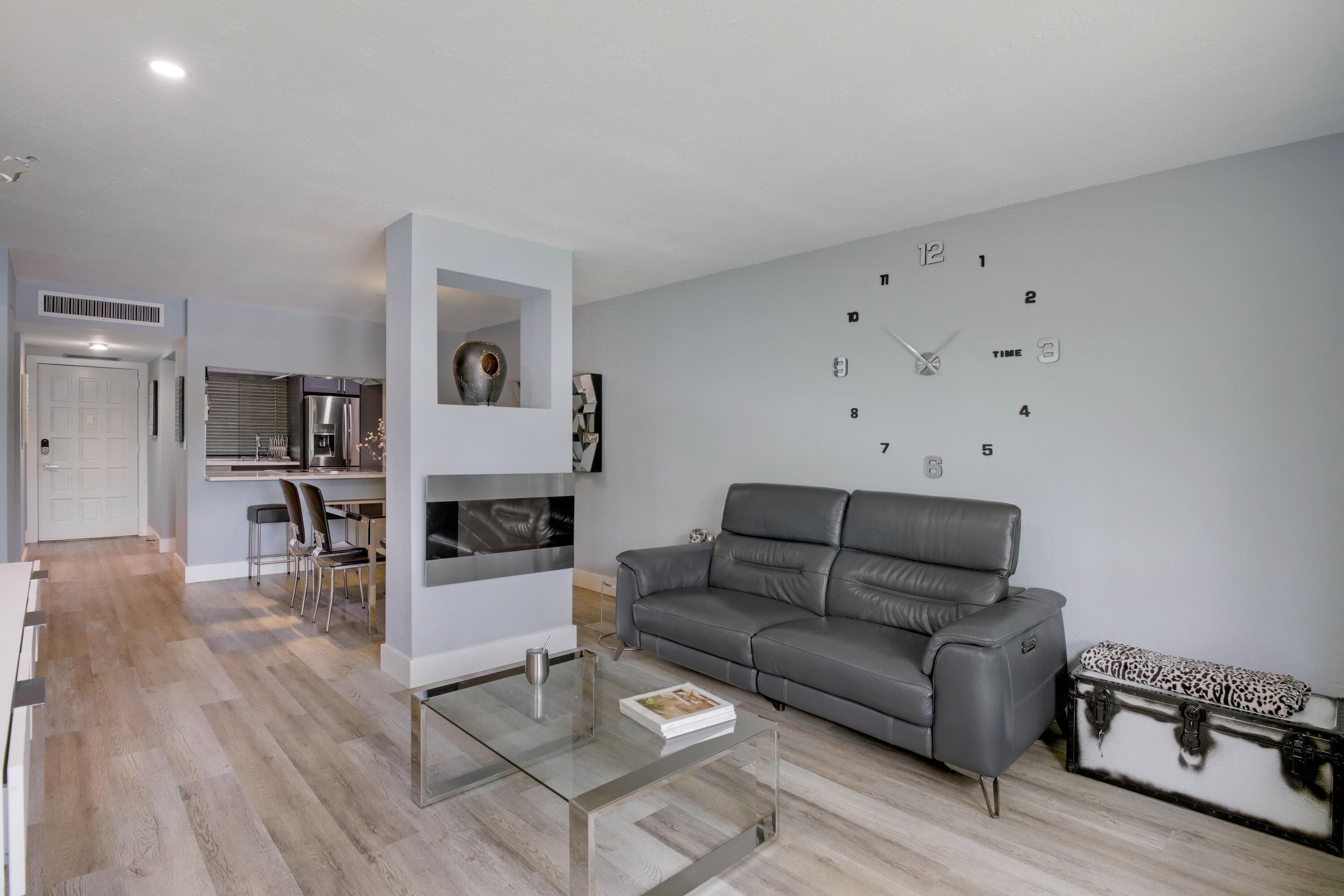 Condominium in Lake Worth — photo 7 of 24