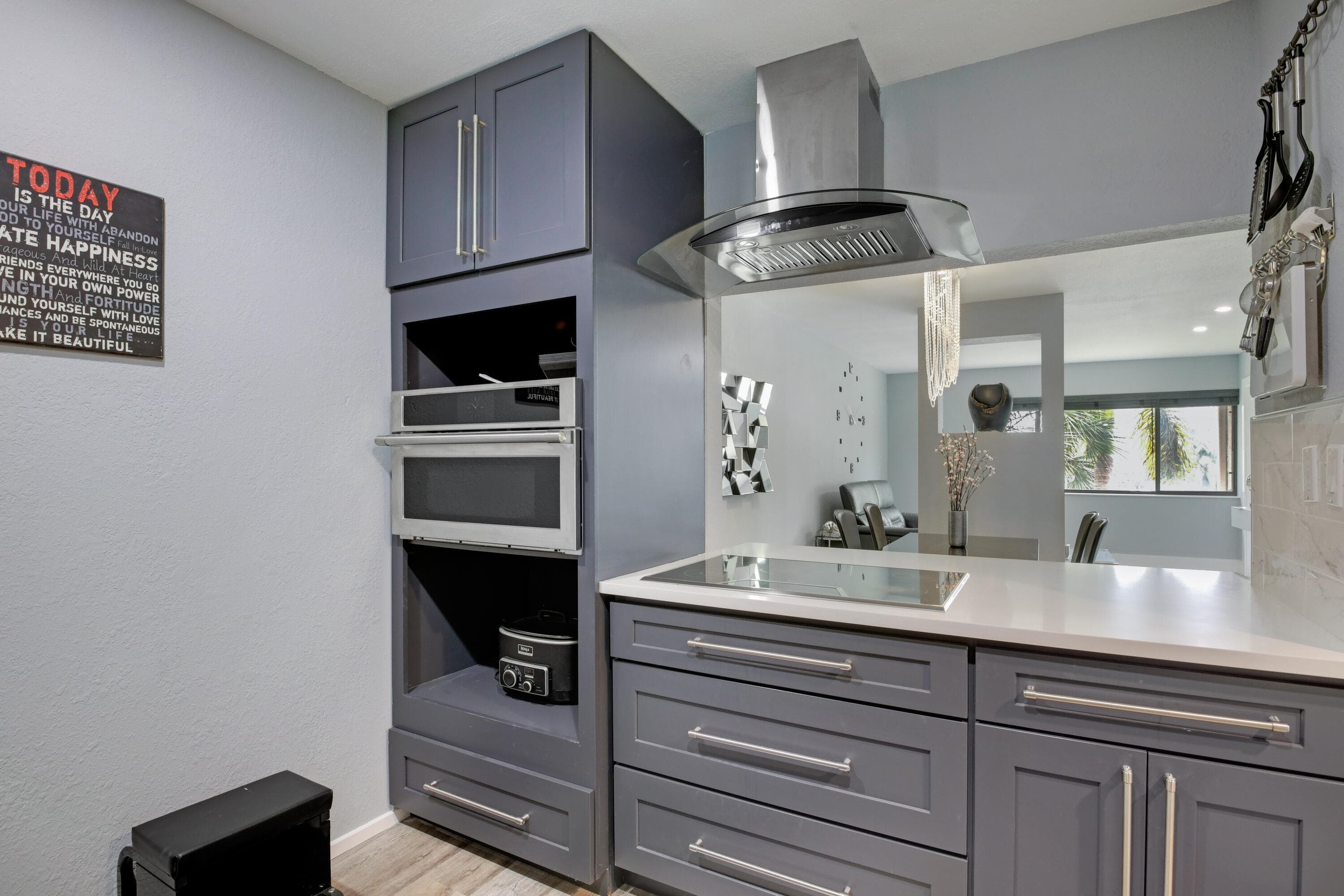 Condominium in Lake Worth — photo 11 of 24