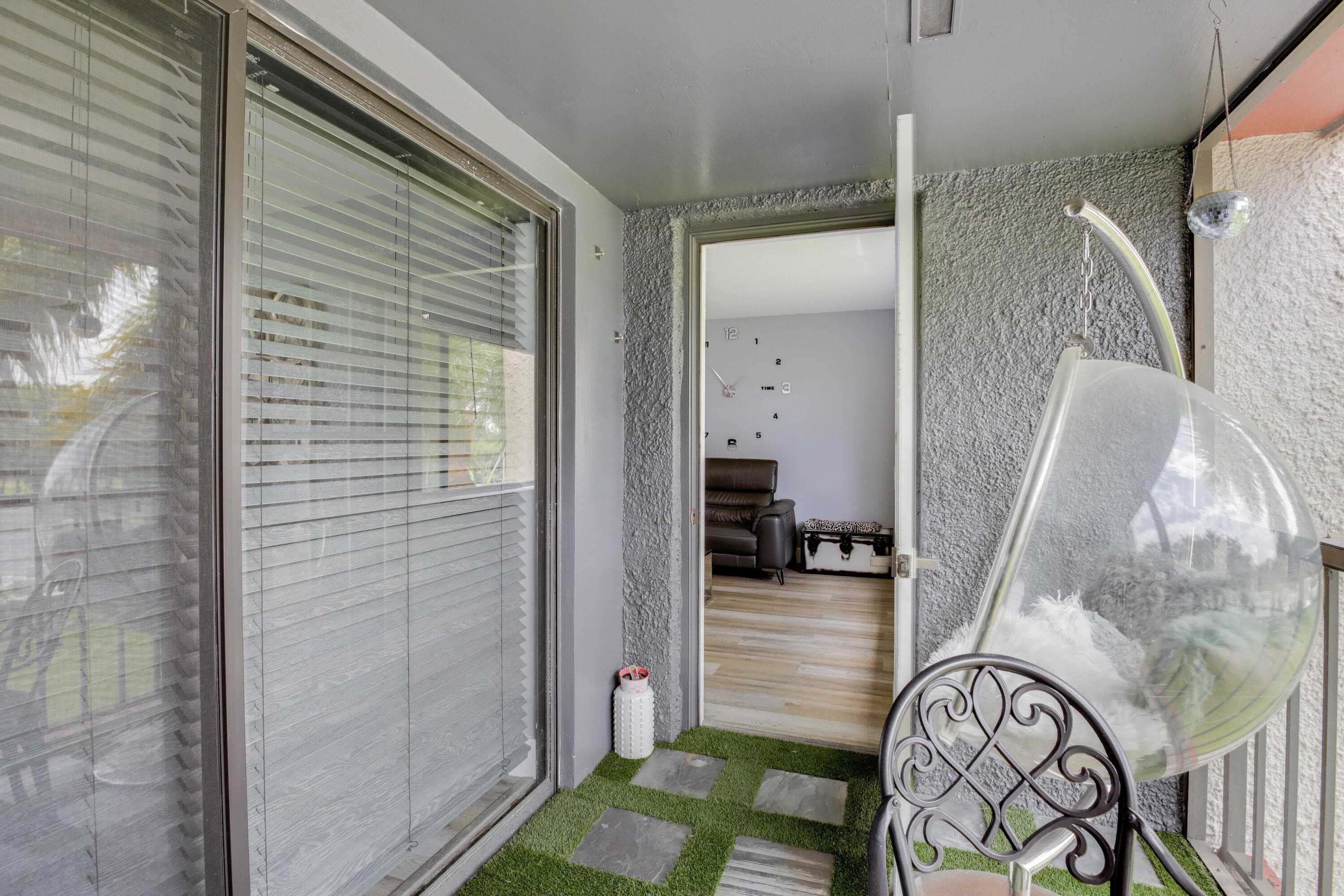 Condominium in Lake Worth — photo 23 of 24