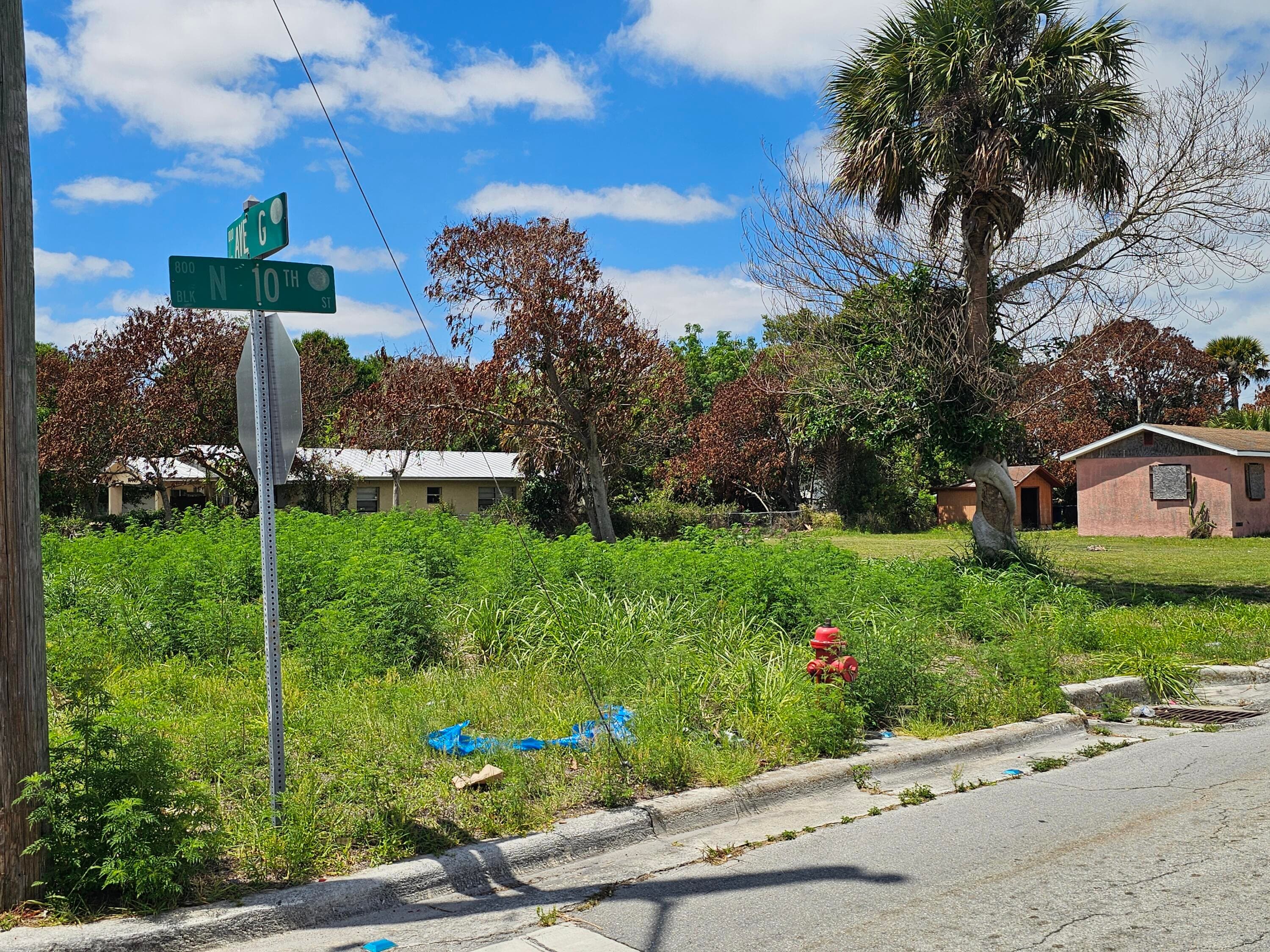 1004 Avenue G, Fort Pierce, FL 34950 — photo 4 of 4