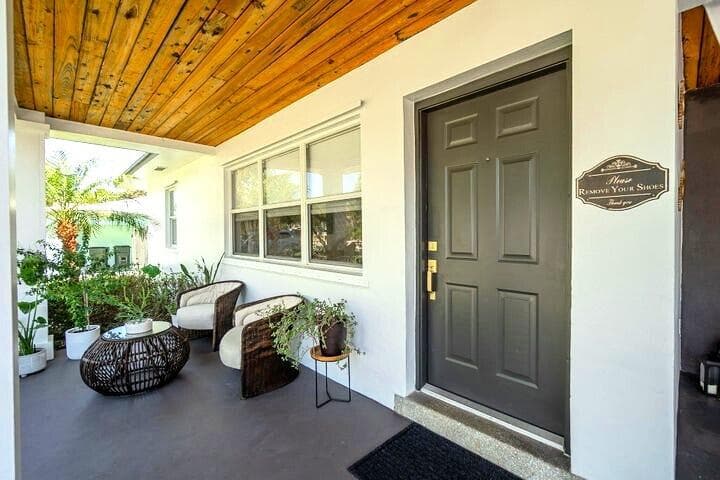 246 NE 14th Street, Delray Beach, FL 33444 — photo 8 of 60