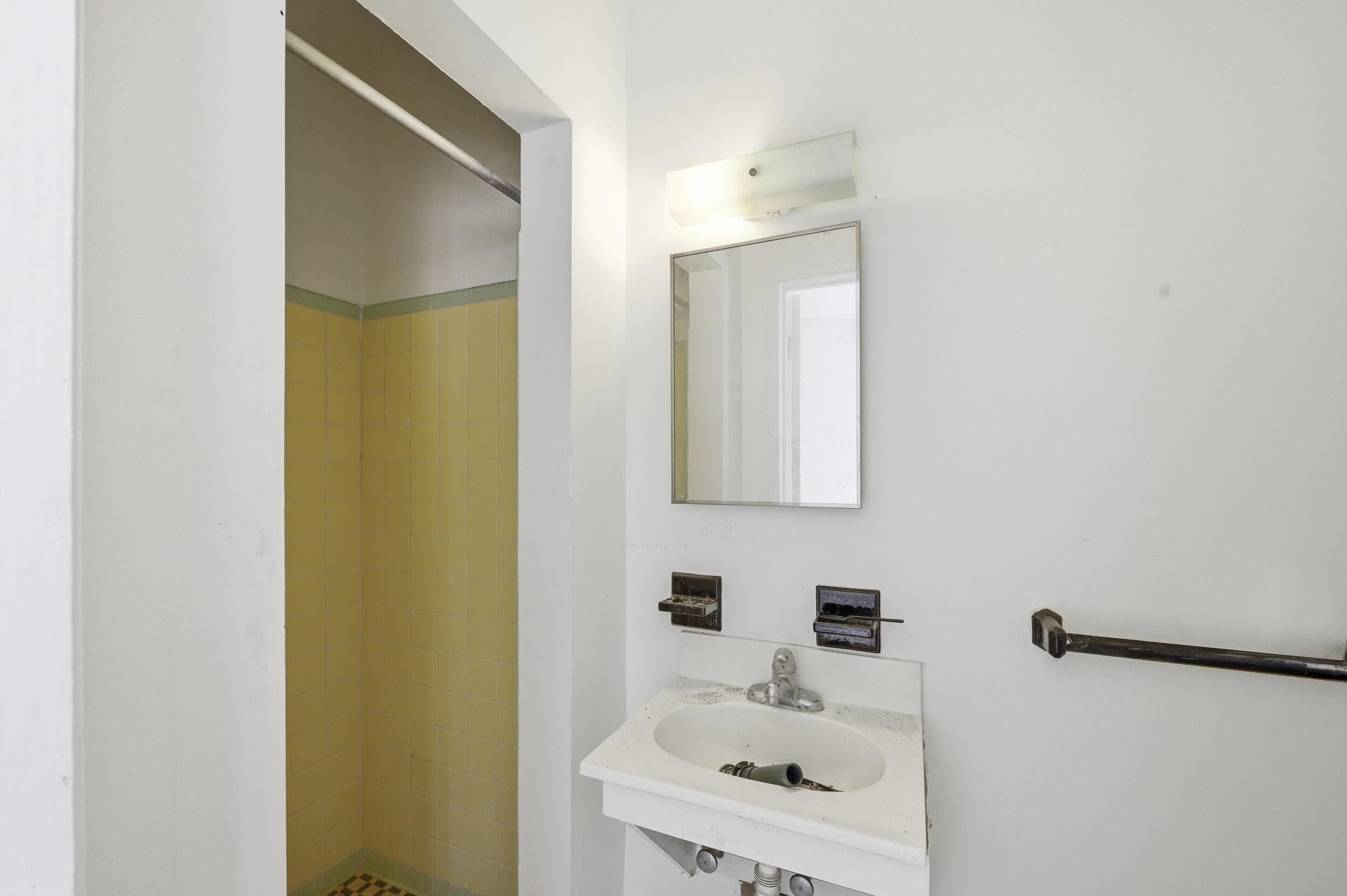 303 Cornell Drive, Lake Worth Beach, FL 33460 — photo 29 of 42