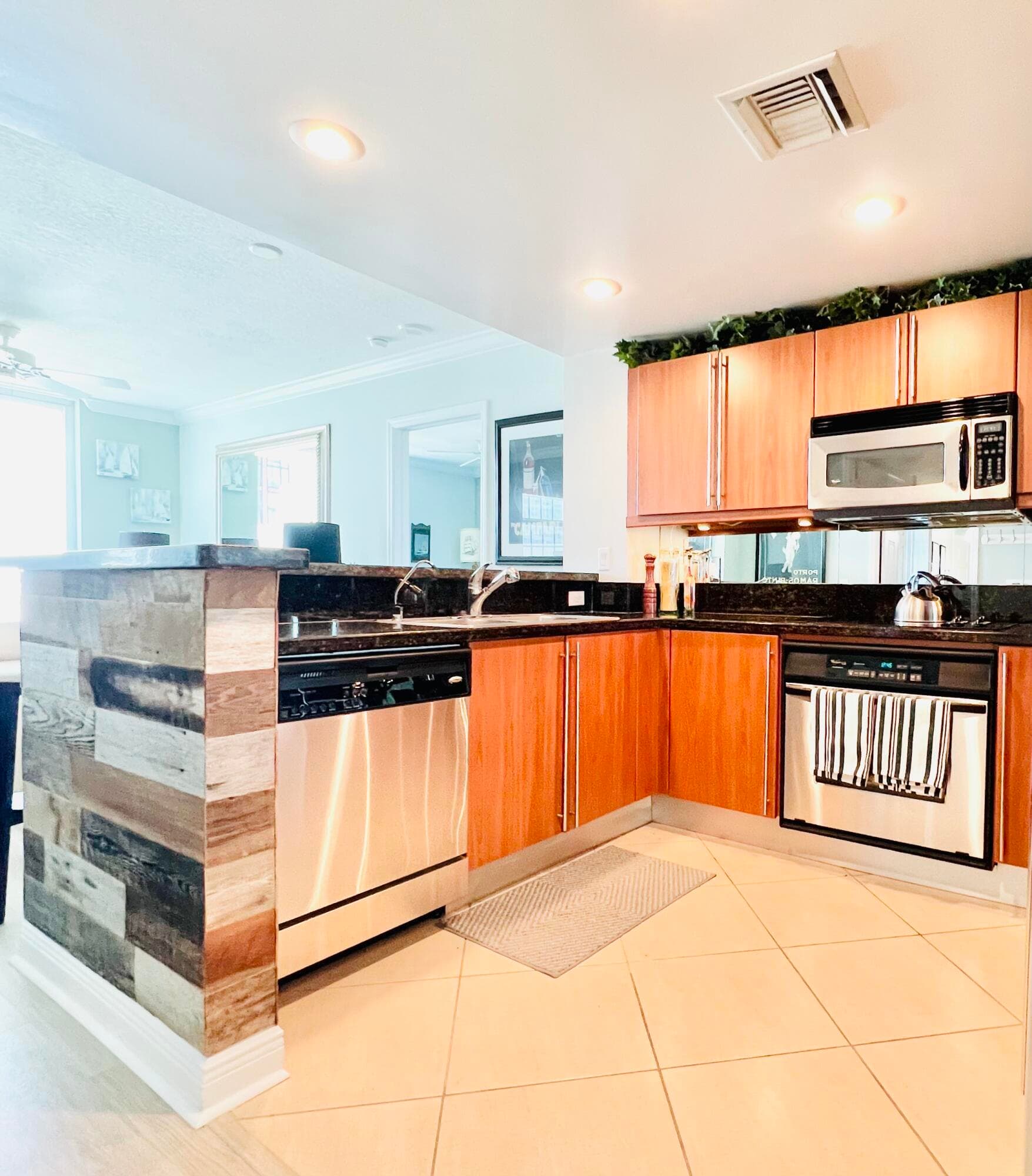 610 Clematis Street 726, West Palm Beach, FL 33401 — photo 4 of 41