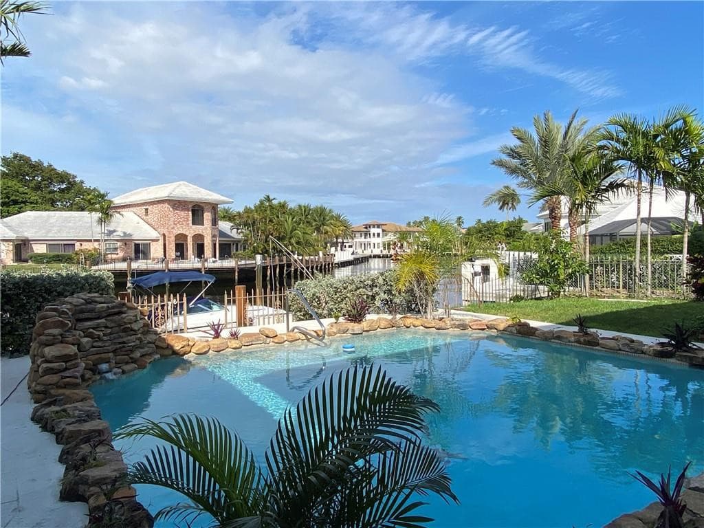 71 Bay Colony Drive, Fort Lauderdale, FL 33308 — photo 29 of 34
