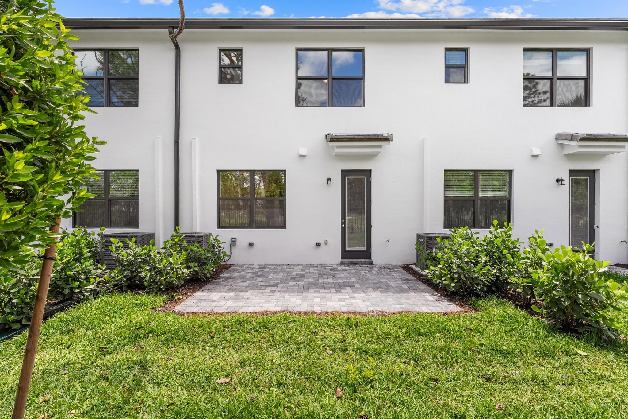 4315 Efendi Drive, Lantana, FL 33462 — photo 2 of 54