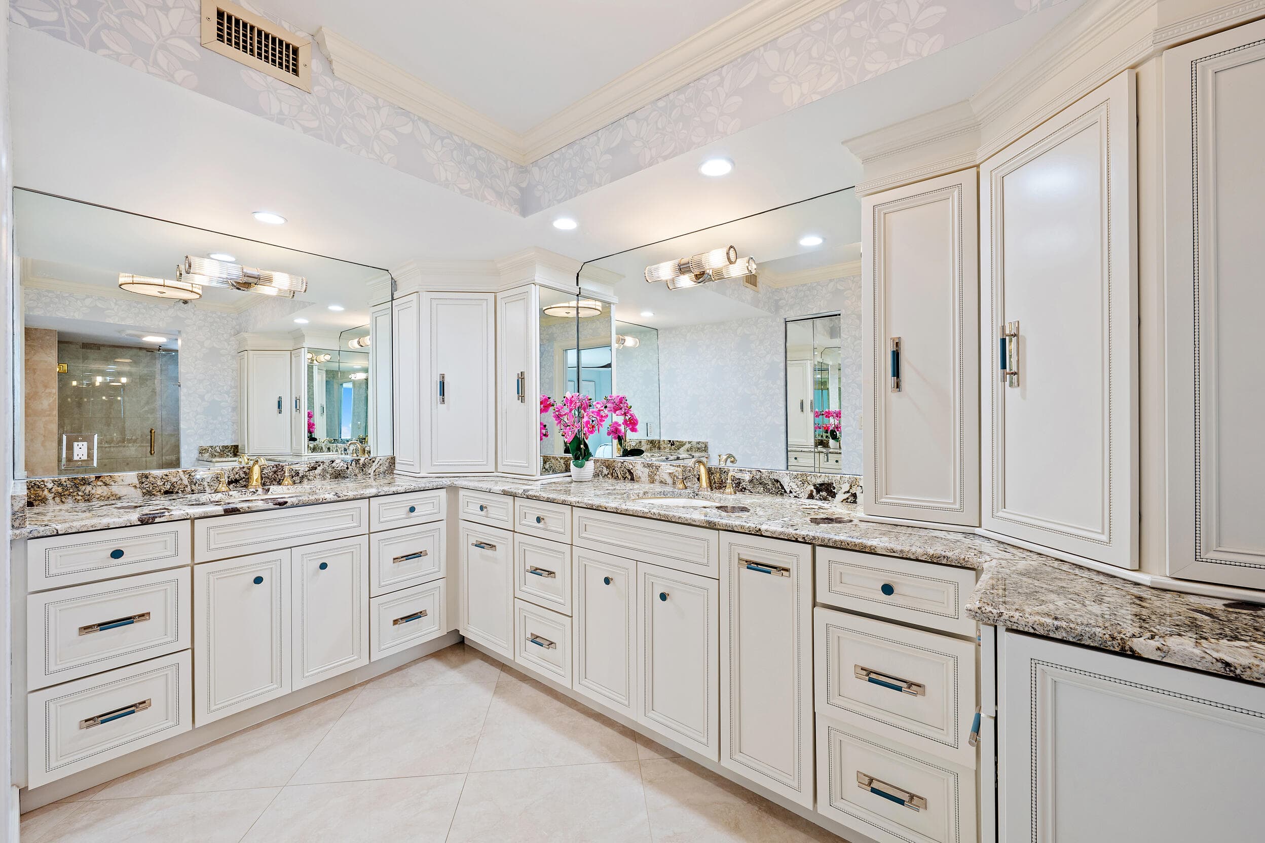 5380 N Ocean Drive 22i, Singer Island, FL 33404 — photo 16 of 42