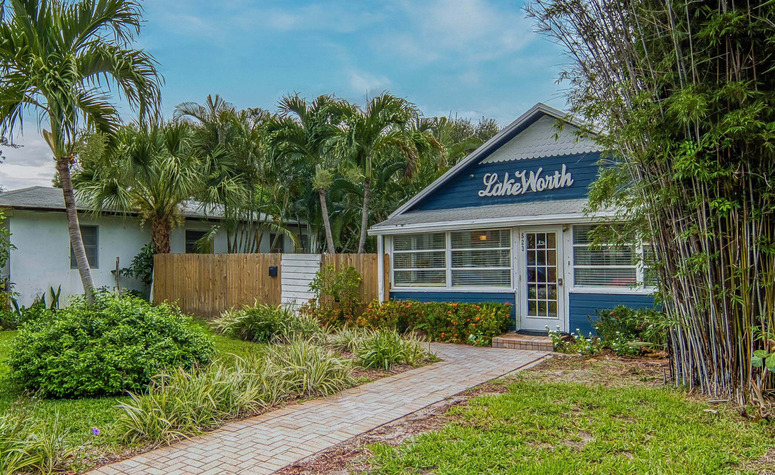 523 N K Street, Lake Worth Beach, FL 33460 — photo 5 of 22
