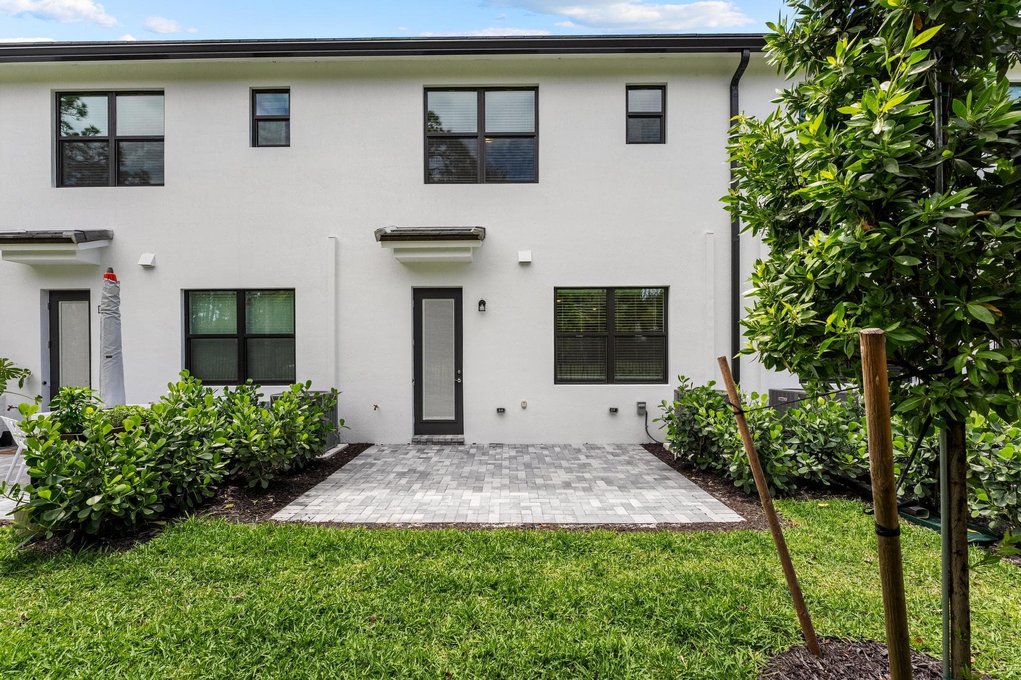4333 Efendi Drive, Lantana, FL 33462 — photo 2 of 52