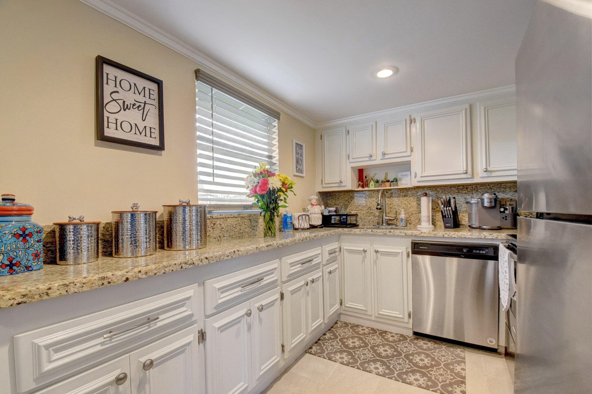 661 Flanders N 661, Delray Beach, FL 33484 — photo 6 of 24
